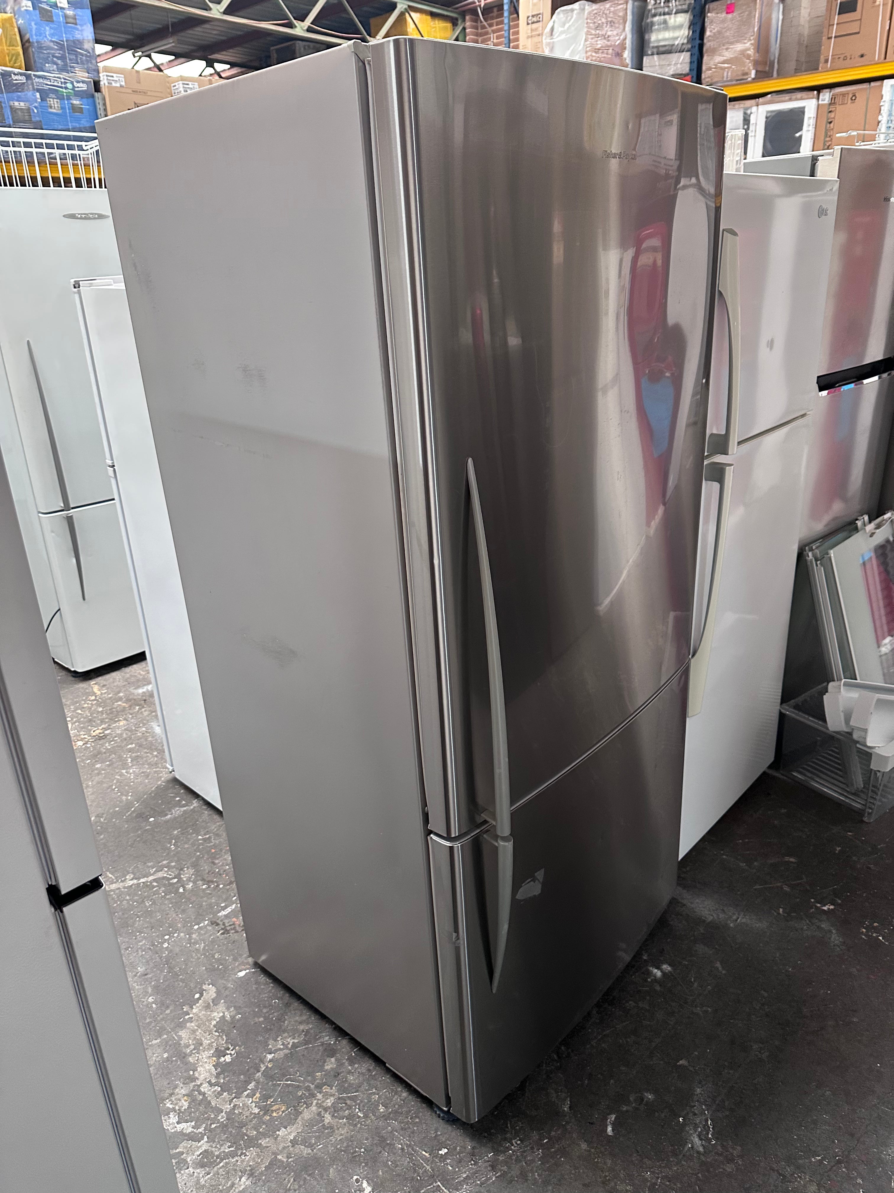 Fisher & Paykel 519L Stainless Steel Bottom Freezer Refrigerator - Energy Efficient, Quiet Operation | Perfect for Modern Kitchens, Restaurants & Small Businesses [Certified Refurbished]