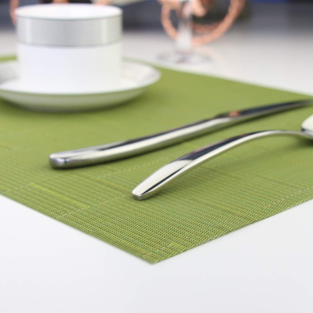 Heat-Resistant Cross-Weave Placemat & Table Runner Set (6 Placemats + 1 Runner, Sage Green) - Washable Dining Table Mats for Everyday Use & Dinner Parties