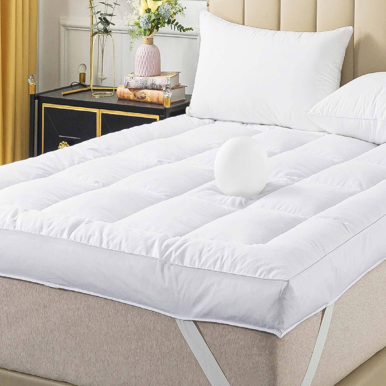 Premium 5 Inch Duck Feather Bed Mattress Topper Full Size - 100% Cotton, 2500GSM Overfilled Pillow Top - Hotel Collection Luxury Bedding - 54x75 Inches Bright White - Perfect for Guest Rooms, Master Bedrooms & Luxury Hotels