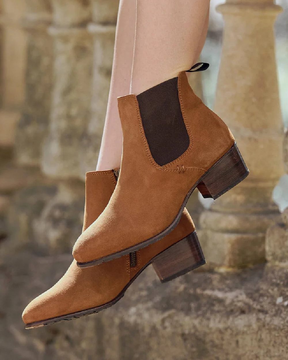 Dubarry Bray Chelsea Boots for Men & Women - Waterproof Leather Ankle Boots with Rubber Sole - Perfect for Outdoor, Work & Casual Wear