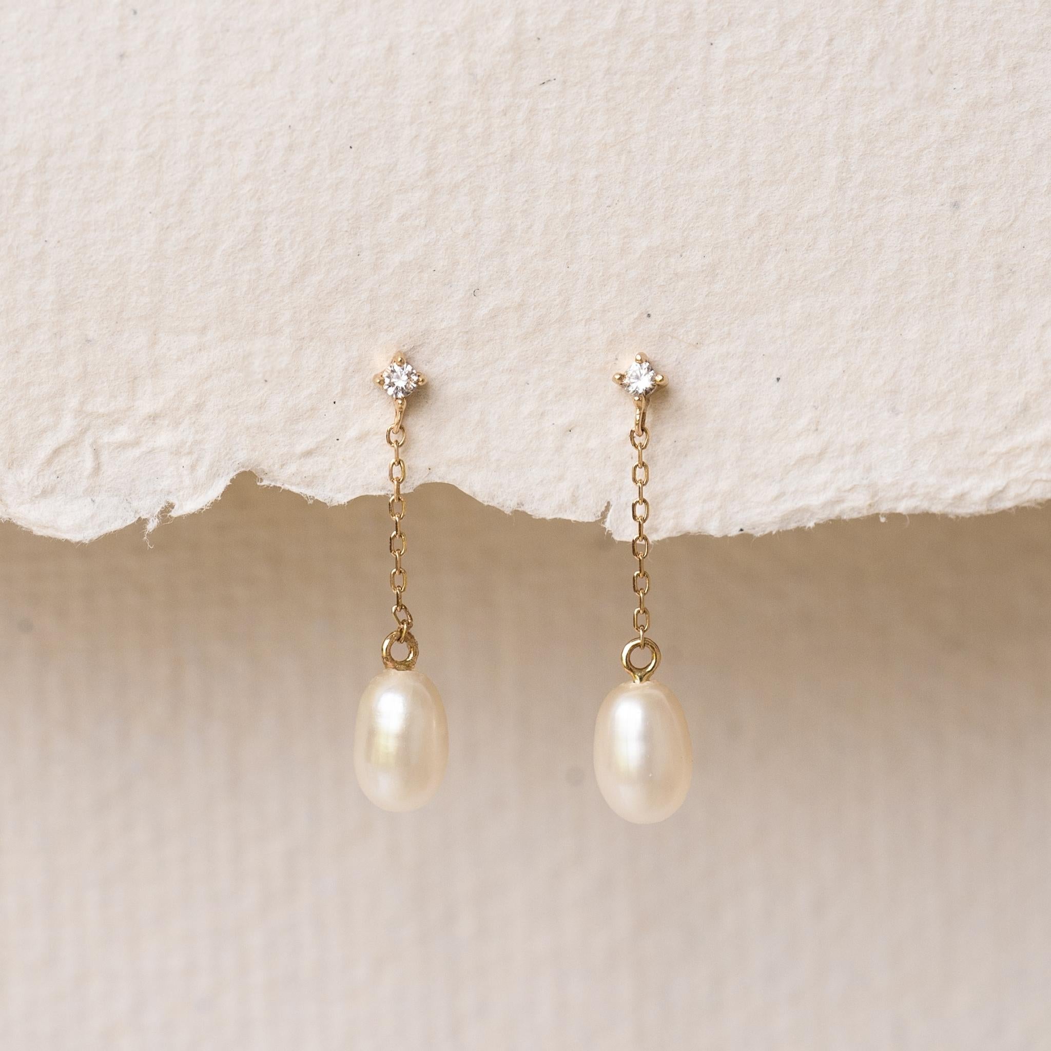 14K Gold Pearl Drop Earrings for Women - Elegant Dangle Earrings with Real Pearls - Perfect for Weddings, Parties & Special Occasions
