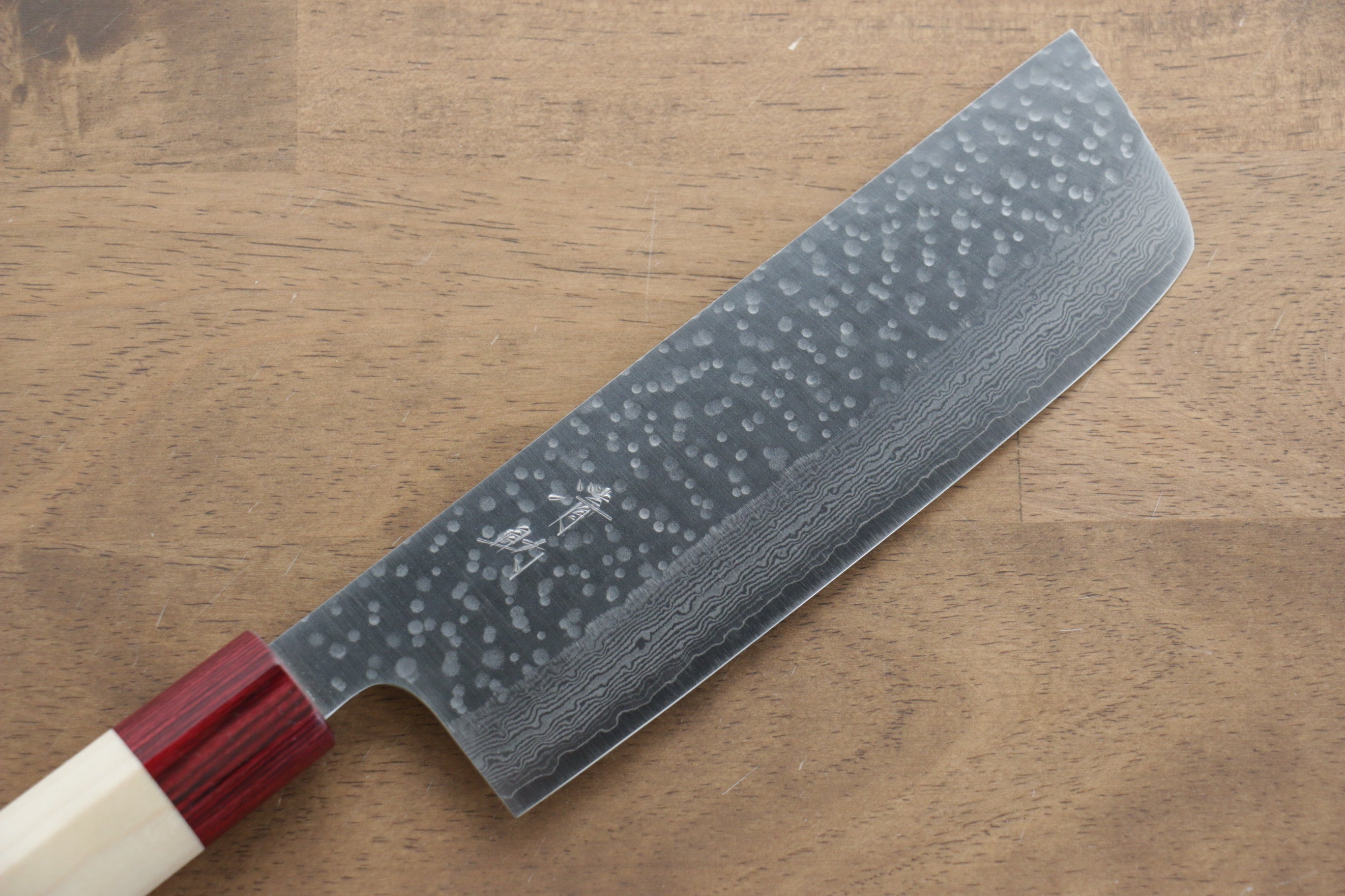 Seisuke VG10 16-Layer Hammered Damascus Nakiri Knife 165mm with Magnolia Wood Handle - Professional Japanese Vegetable Knife for Home Chefs & Cooking Enthusiasts