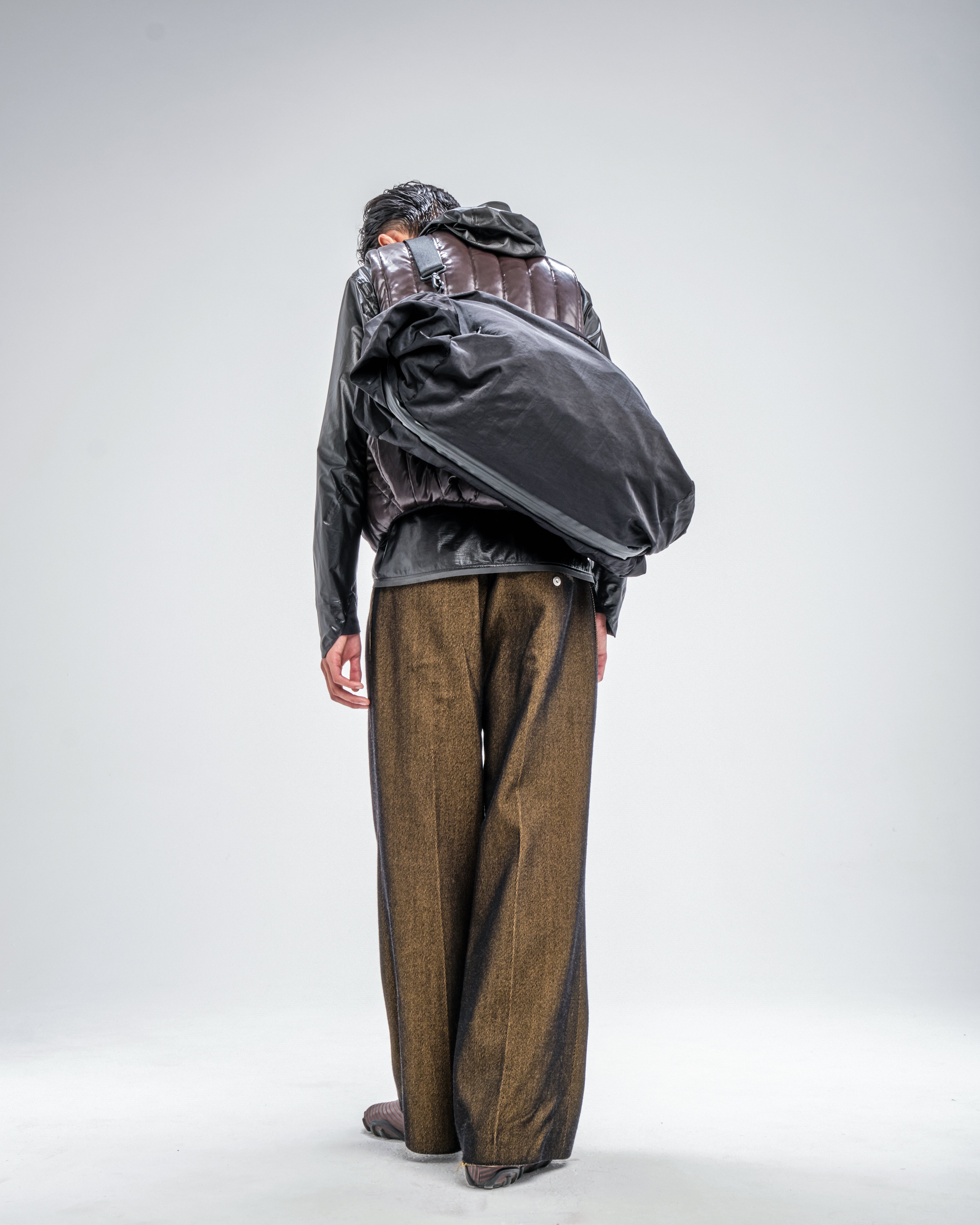 Cote & Ciel Obed Smooth Duffle Bag - Waterproof Travel Duffel with Laptop Compartment | Perfect for Business Trips, Gym & Weekend Getaways