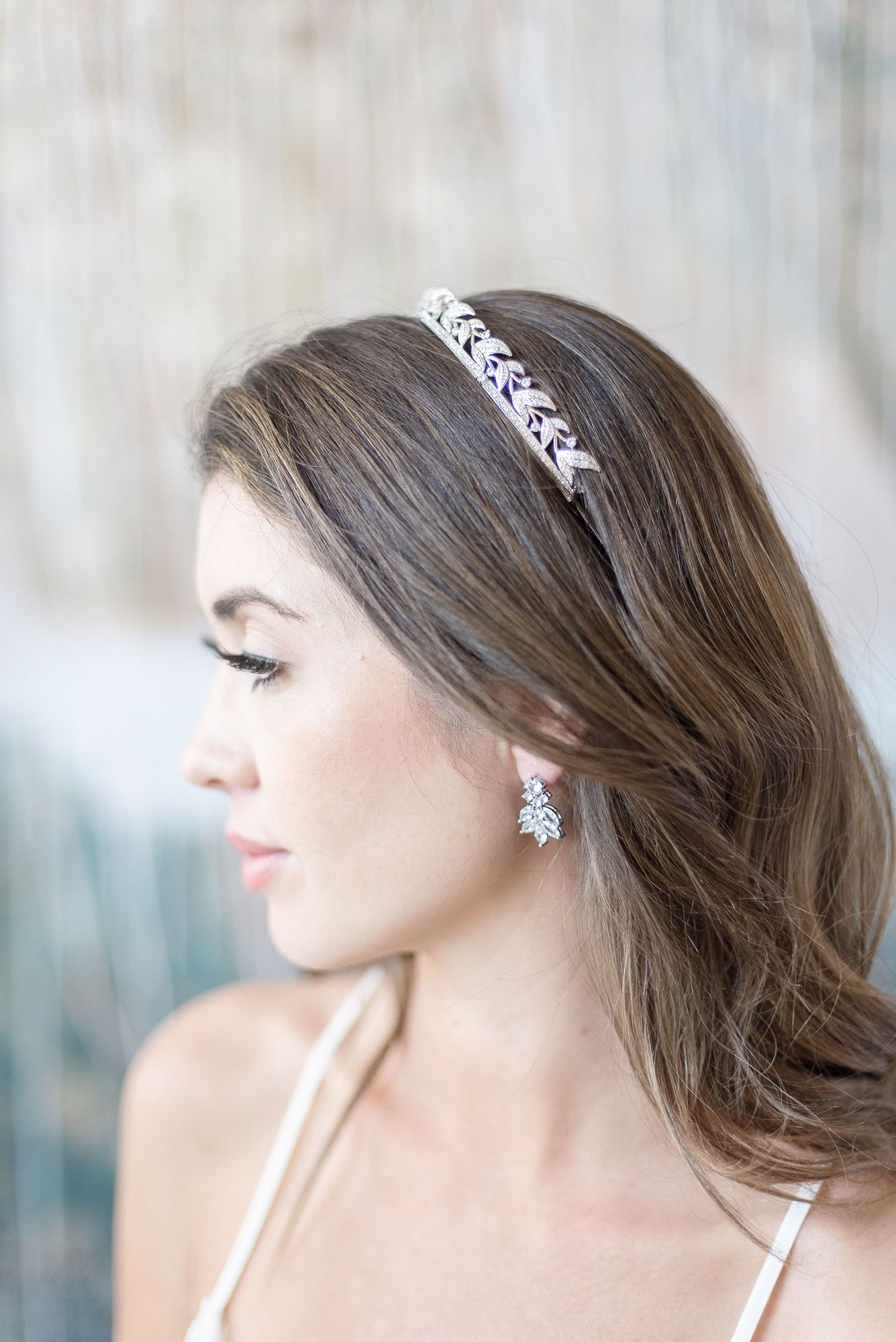 LADY VIOLET Simulated Diamond Wedding Tiara Crown - Elegant Bridal Hair Accessory for Bride, Prom, Quinceañera, Pageant & Special Occasions