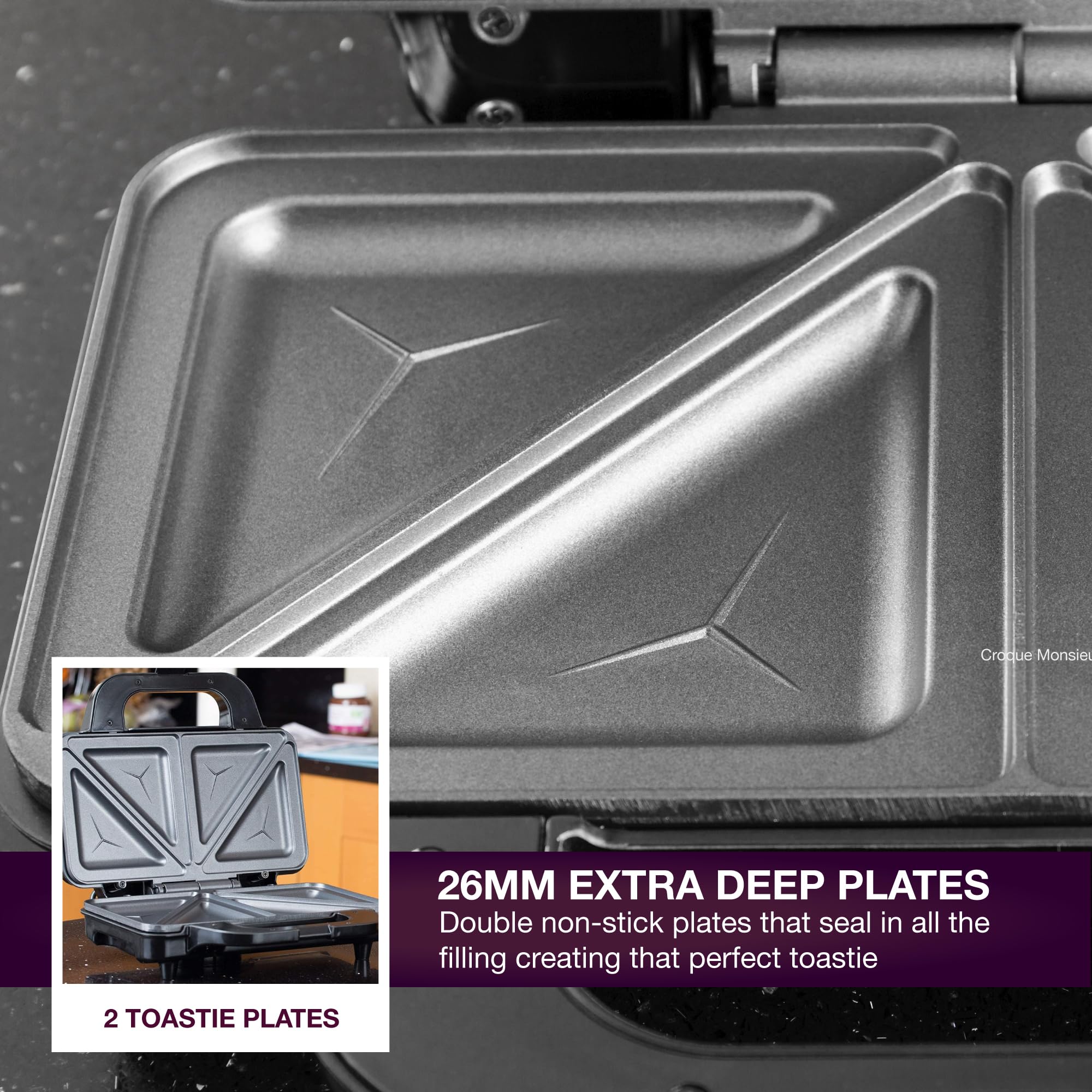 Andrew James 900W Electric Deep Fill Sandwich Maker - 4 Slice Triangle Grill Press with Non-Stick Plates & Cool Touch Handle - Perfect for Thick Cheese Toasties, Paninis & Large Deep Filled Sandwiches - Ideal for Breakfast, Lunch & Quick Snacks at Home or Office