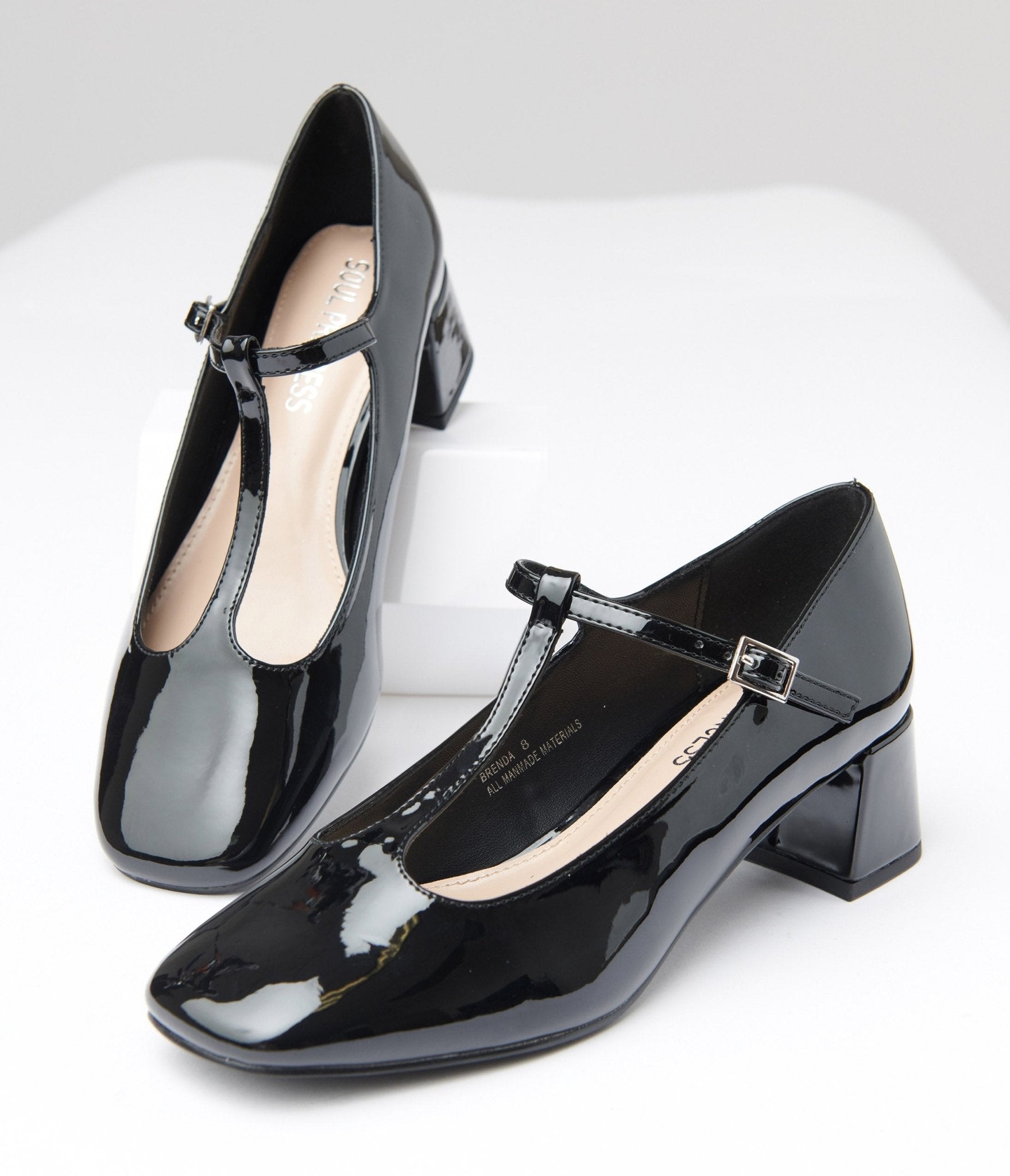 Vintage 1920s Black Patent Leatherette T-Strap Heels - Roaring 20s Flapper Shoes for Dance, Costume Parties & Gatsby Themed Events