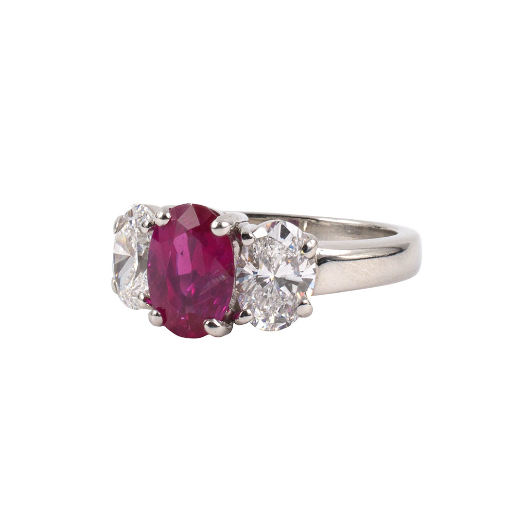 Exquisite Ruby & Diamond 3 Stone Ring for Women - 14K Gold Engagement, Anniversary or Gift Jewelry - Perfect for Weddings, Parties & Special Occasions