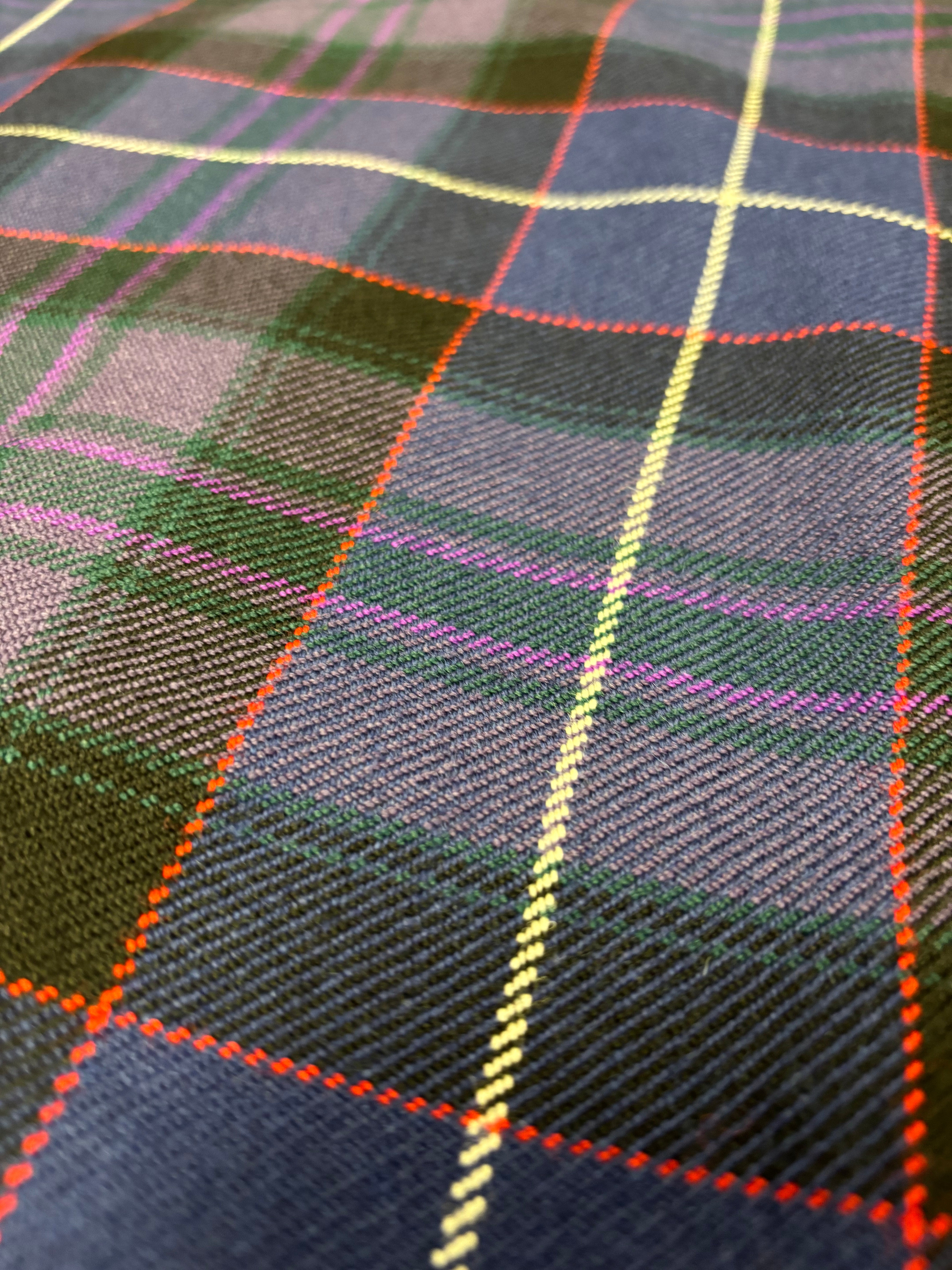Vintage 7 Yard Western Isles Kilt - 40