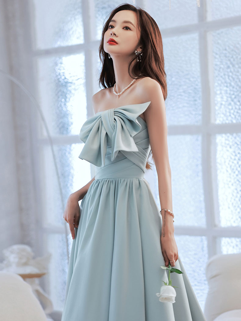 Elegant Backless Blue Long Prom Dresses & Bridesmaid Gowns - Formal Evening Wear for Homecoming, Wedding Parties & Special Occasions