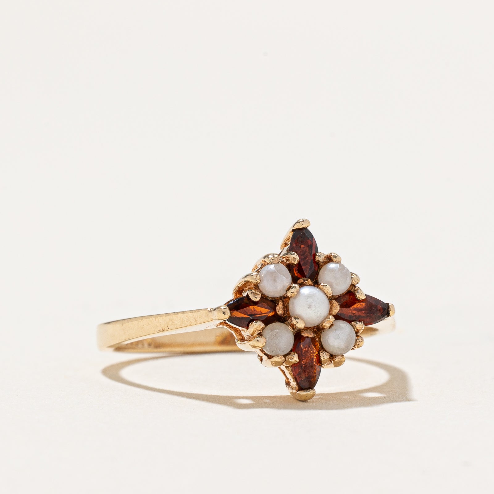 Garnet & Pearl Cluster Ring - 0.20 Carat Total Weight (CTW) - Size 6.75 - Elegant Vintage Style Jewelry for Women - Perfect Gift for Anniversary, Birthday & Special Occasions
