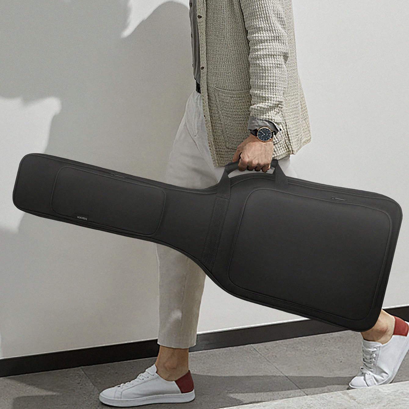 **39 Inch Electric Guitar Gig Bag with Neck Pillow & 0.35in Padding - Adjustable Shoulder Straps - Durable Protective Case for Travel & Storage**    *(Perfect for Musicians, Bands, Gigs & Safe Transport of Your Electric Guitar)*