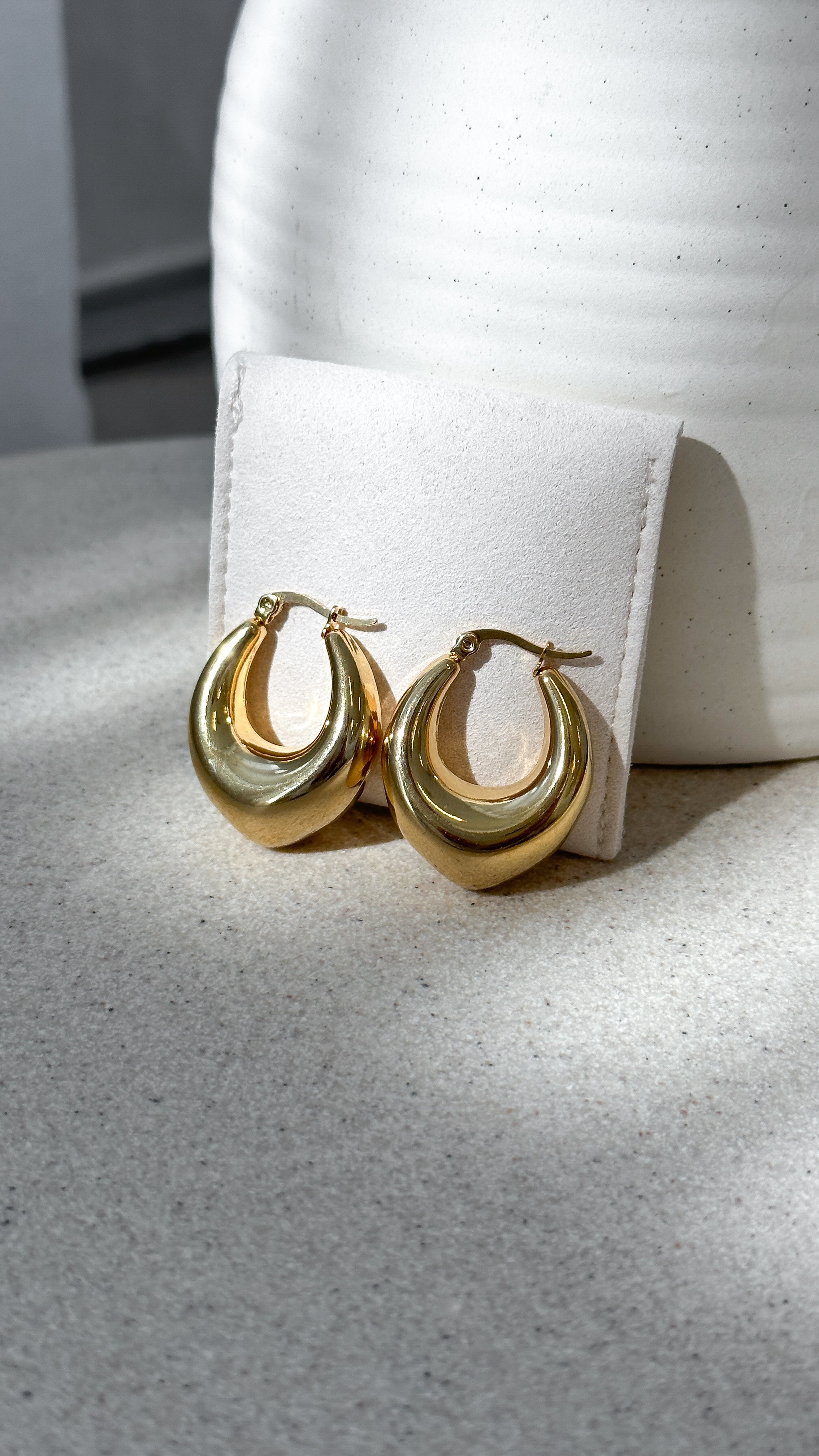 Stylish Arya Gold Hoop Earrings for Women - Trendy & Elegant Jewelry for Parties, Weddings & Everyday Wear