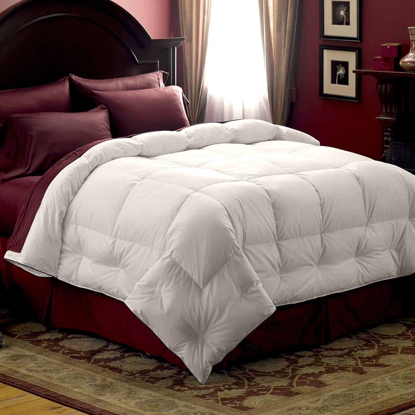 Pacific Coast Feather Mid Warmth Comforter - All-Season Down Alternative Bedding for Cozy Nights | Perfect for Master Bedroom, Guest Room & Dorm