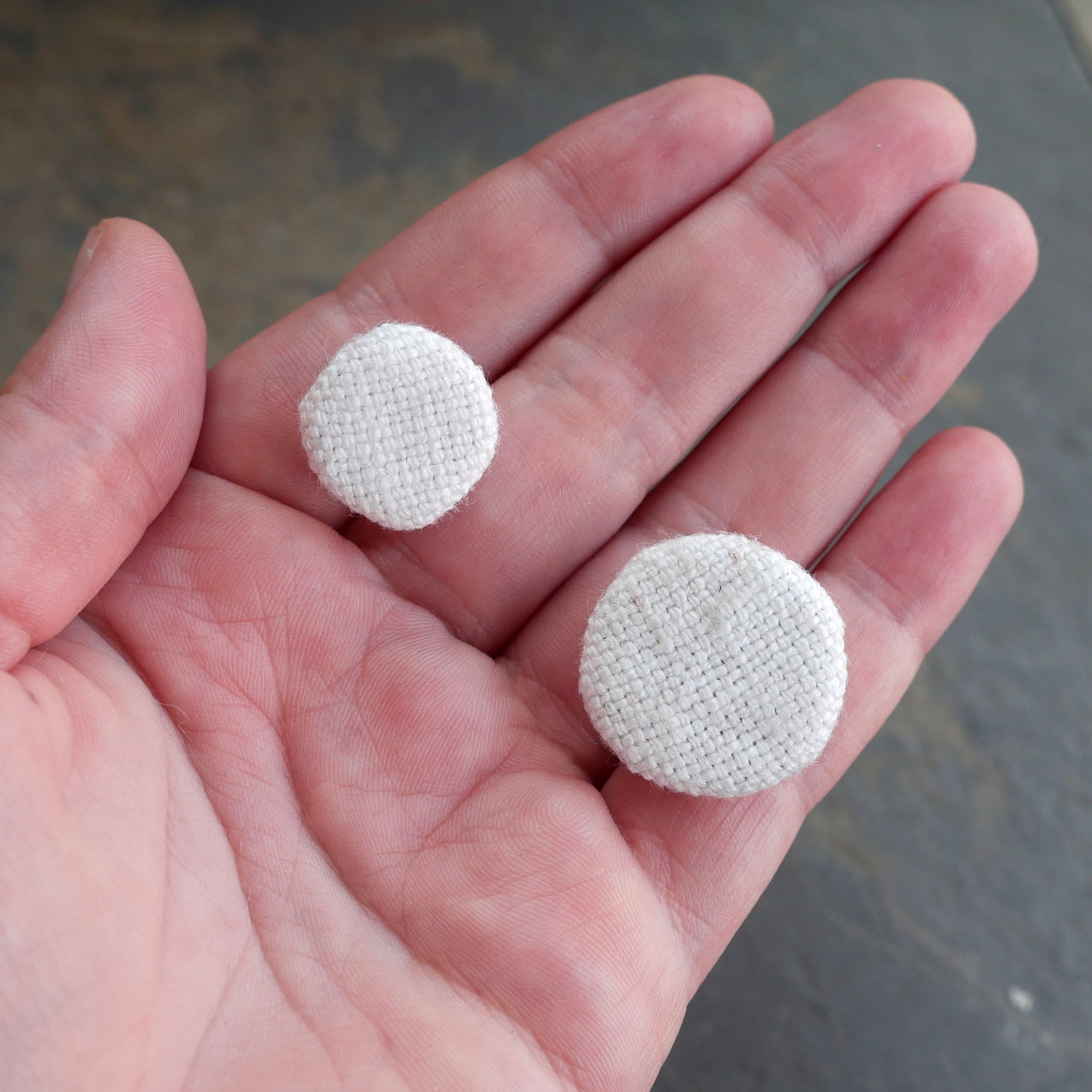 Premium Linen Covered Buttons 5/8
