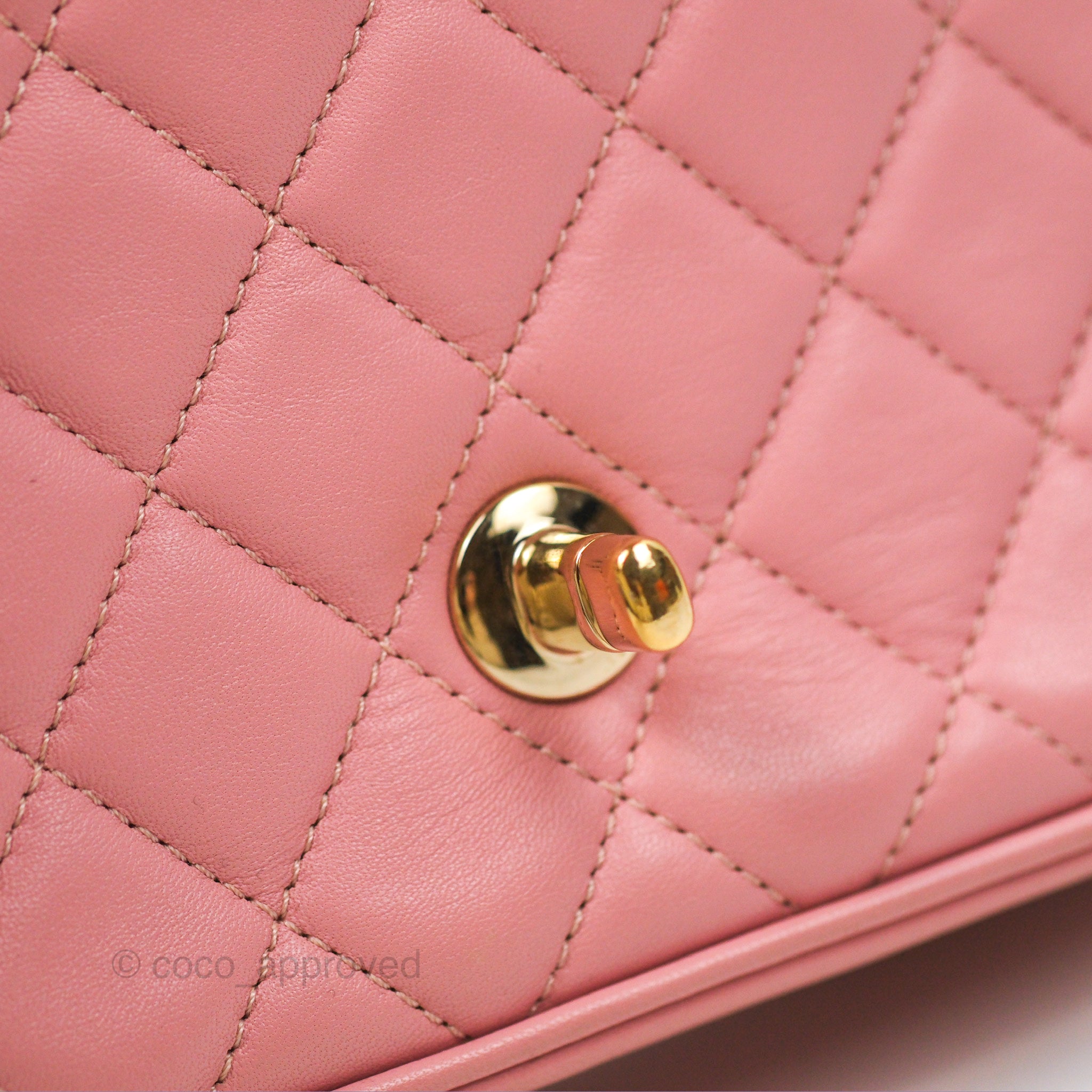 Chanel Citizen Chic Flap Bag in Pink Lambskin Leather with Gold Hardware - Perfect for Women's Luxury Everyday Use & Special Occasions