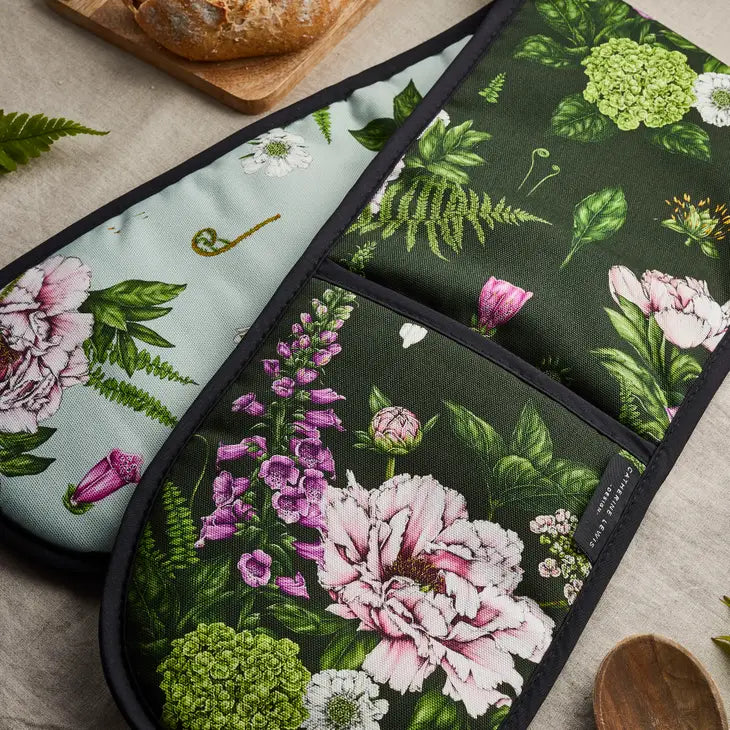 Heat-Resistant Summer Garden Oven Gloves - Extra Long BBQ & Kitchen Mitts for Grilling, Baking & Cooking - Perfect for Outdoor Picnics & Backyard Parties