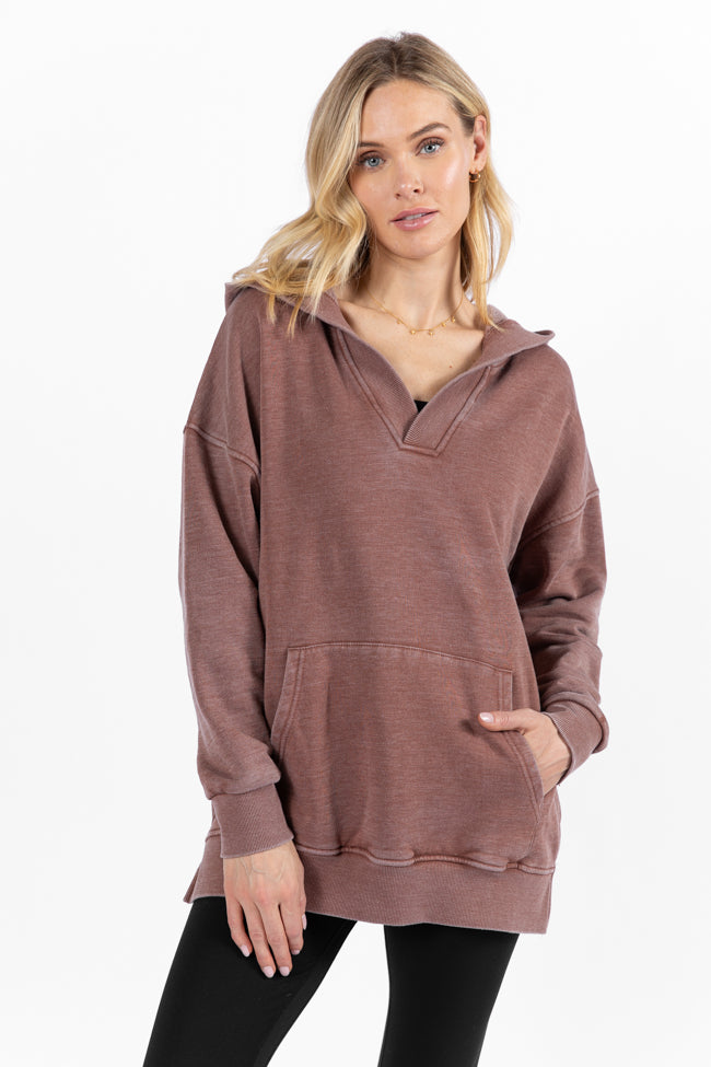 Brown Acid Wash Oversized Hoodie for Women & Men - Vintage Distressed Pullover Sweatshirt - Cozy Streetwear for Casual Outfits & Loungewear