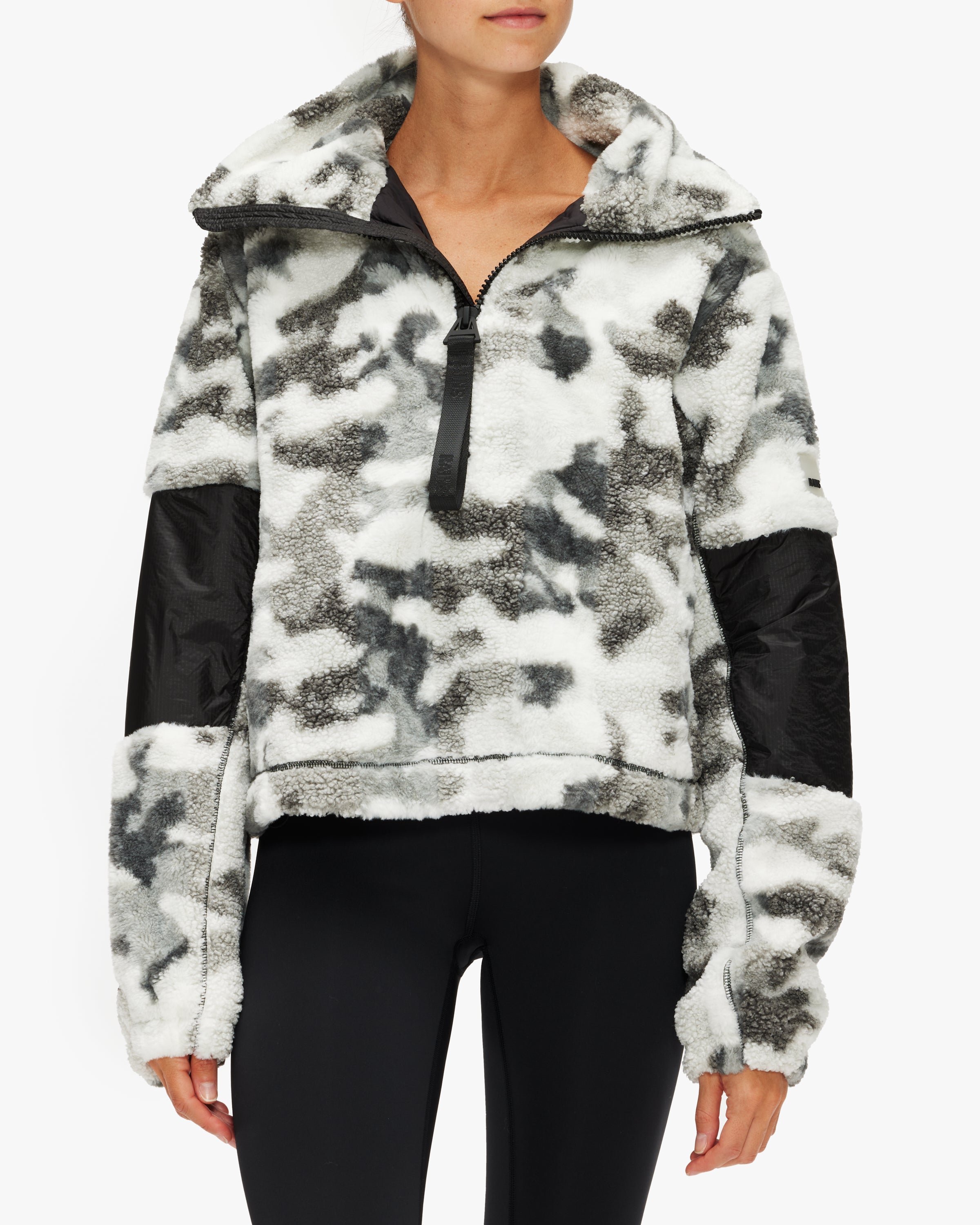 Rains Women's Kofu Fleece Pullover T1 - Cozy Winter Sweater for Women | Warm Fleece Jacket for Outdoor Activities & Casual Wear | Perfect for Hiking, Camping & Everyday Fashion