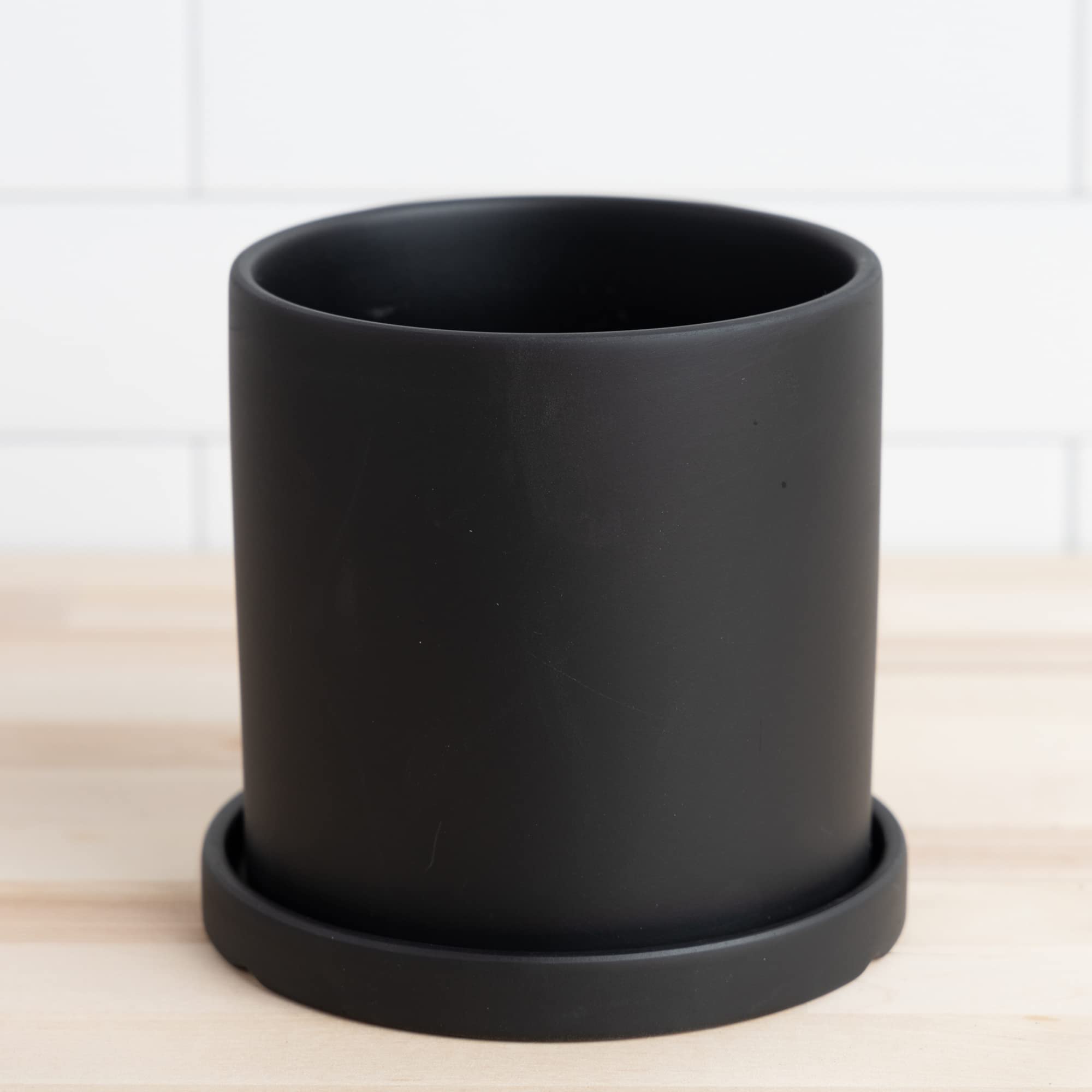 5 Inch Modern Black Matte Ceramic Planter Pot with Drainage Hole & Saucer - Indoor Outdoor Decorative Flower Pot for Succulents, Herbs, Small Plants | Perfect for Home, Office, Garden Decor