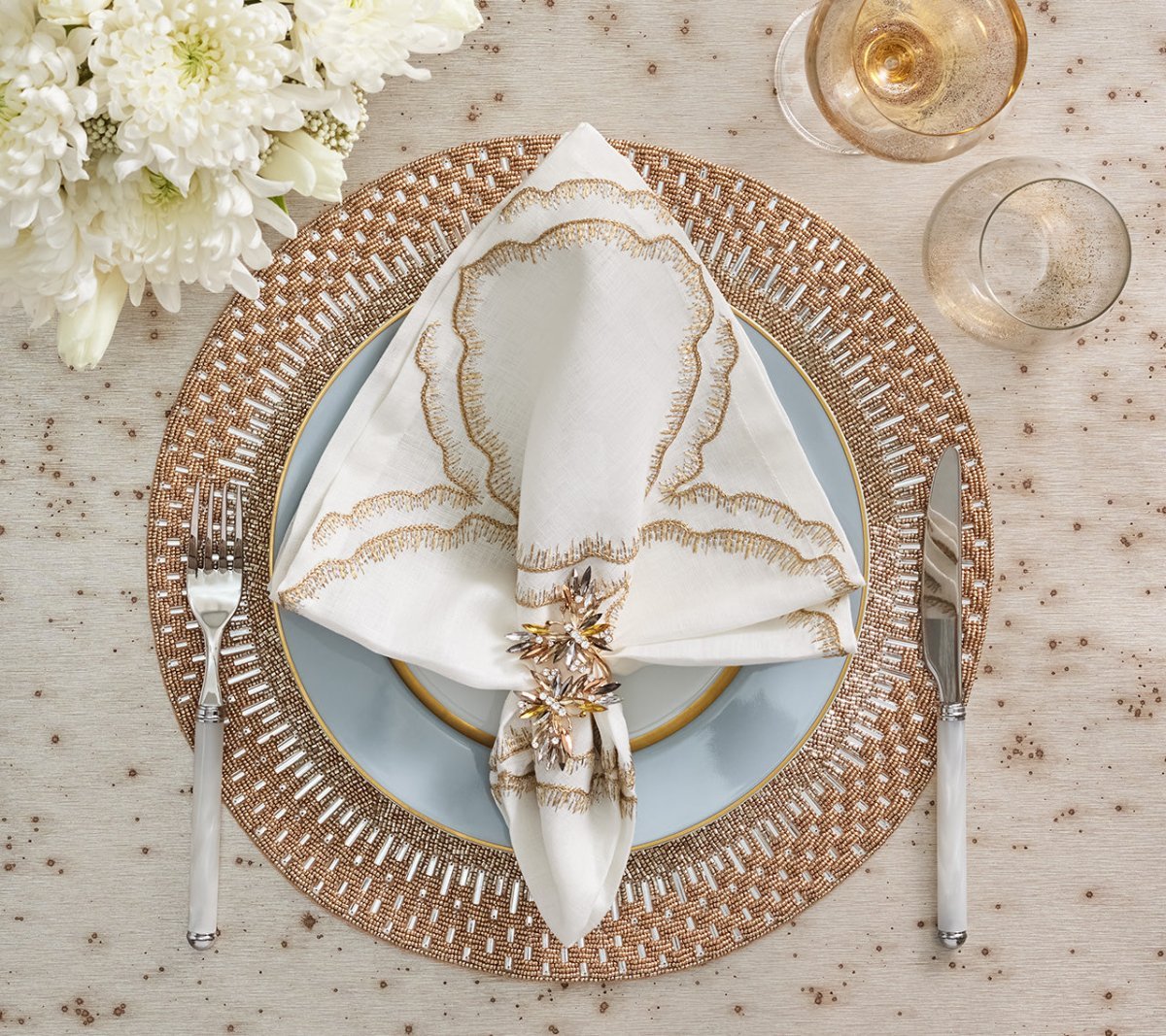 Premium White, Gold & Silver Daydream Napkins - Set of 4 for Elegant Dinner Parties, Weddings & Holiday Tablescapes