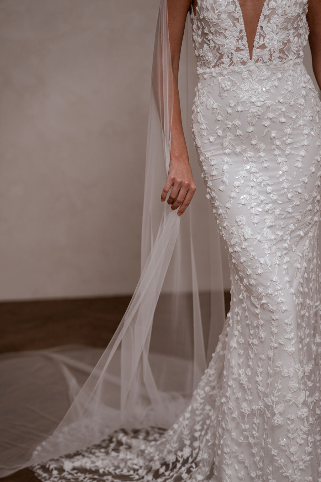 3D Lace Fabric - Wholesale & Retail for Fashion Designers - Perfect for Wedding Dresses, Costumes & DIY Crafts