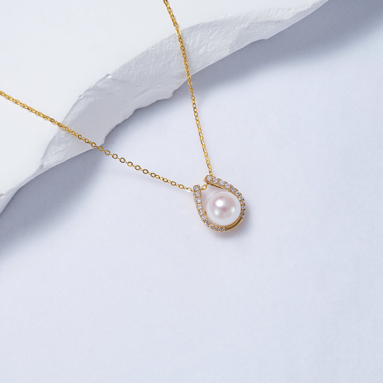 18K Solid Gold Diamond Hanadama Akoya Pearl Necklace - Luxury Japanese Pearl Jewelry for Women - Perfect for Weddings, Anniversaries & Special Occasions
