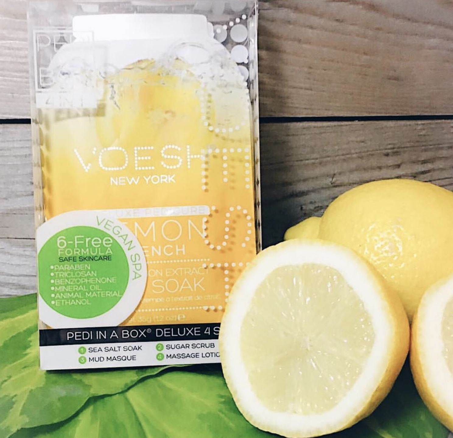 Voesh Pedi in a Box Lemon Quench - Exfoliating Foot Peel Mask for Soft & Smooth Feet - At-Home Spa Treatment for Cracked Heels & Calluses - Perfect for Self-Care & Relaxation
