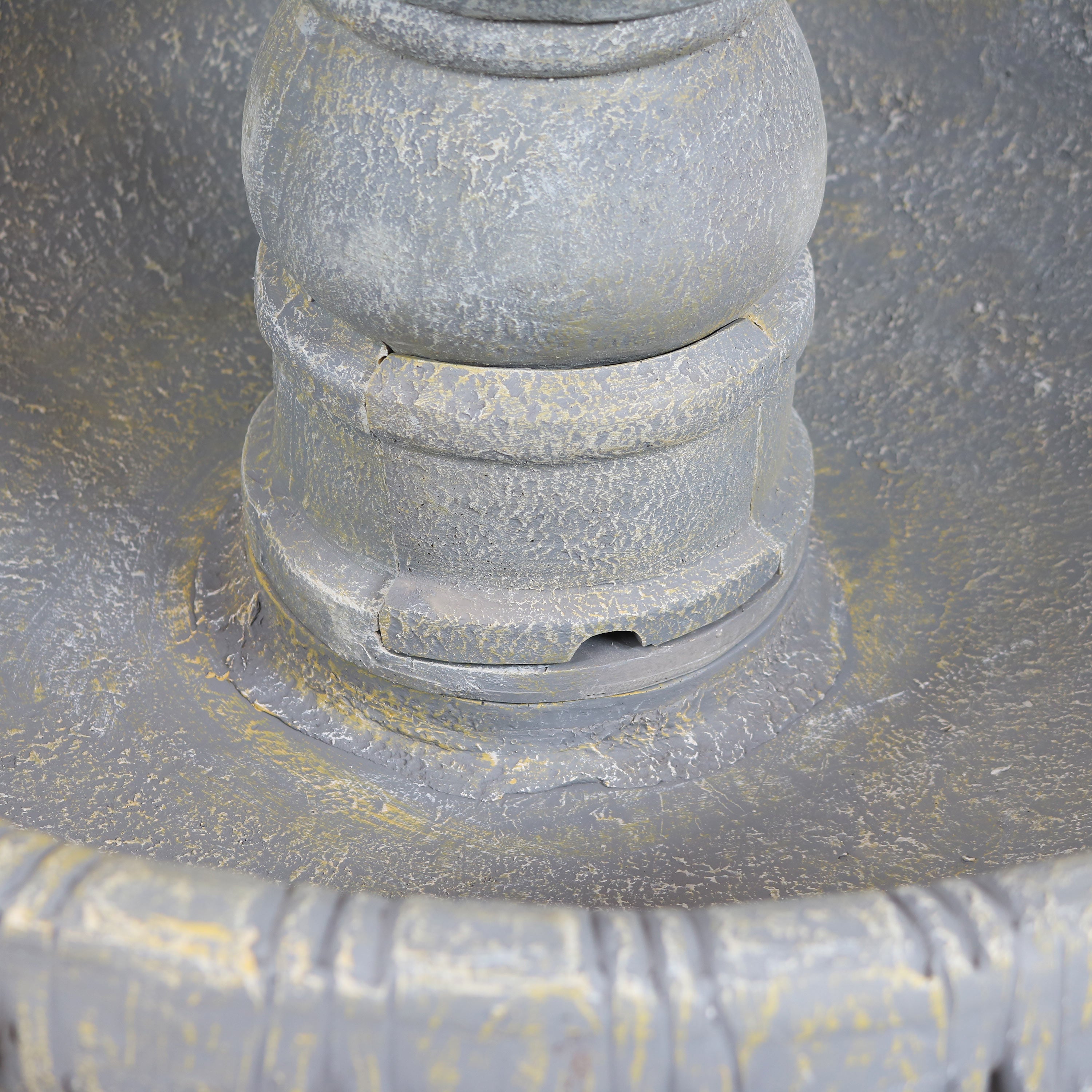 Sunnydaze 3-Tier Lion Head Outdoor Water Fountain with Electric Pump - Perfect for Garden, Patio, and Backyard Decor