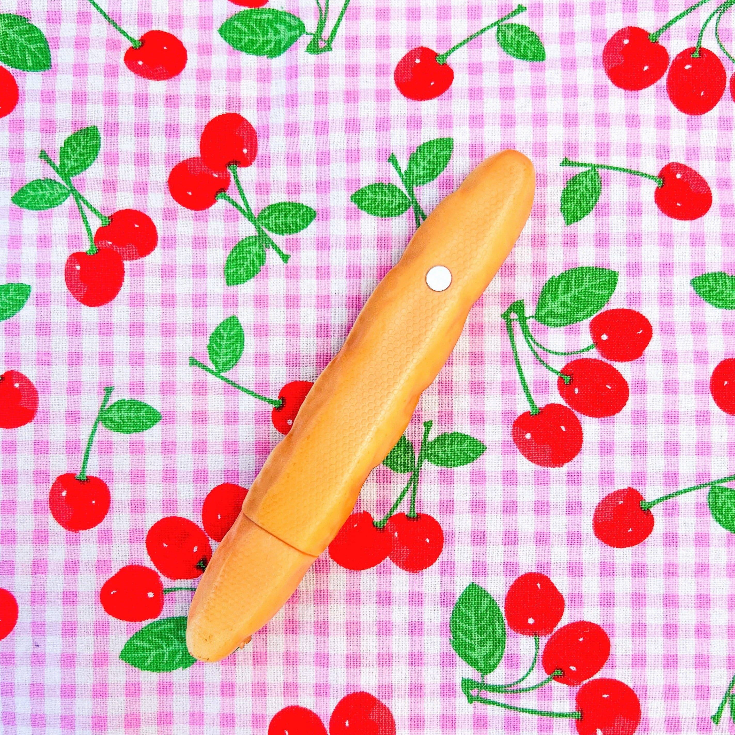 Baguette Bread Pen - Realistic French Bread Shaped Ballpoint Pen - Perfect for Baking Enthusiasts, Office Pranks & Unique Gifts