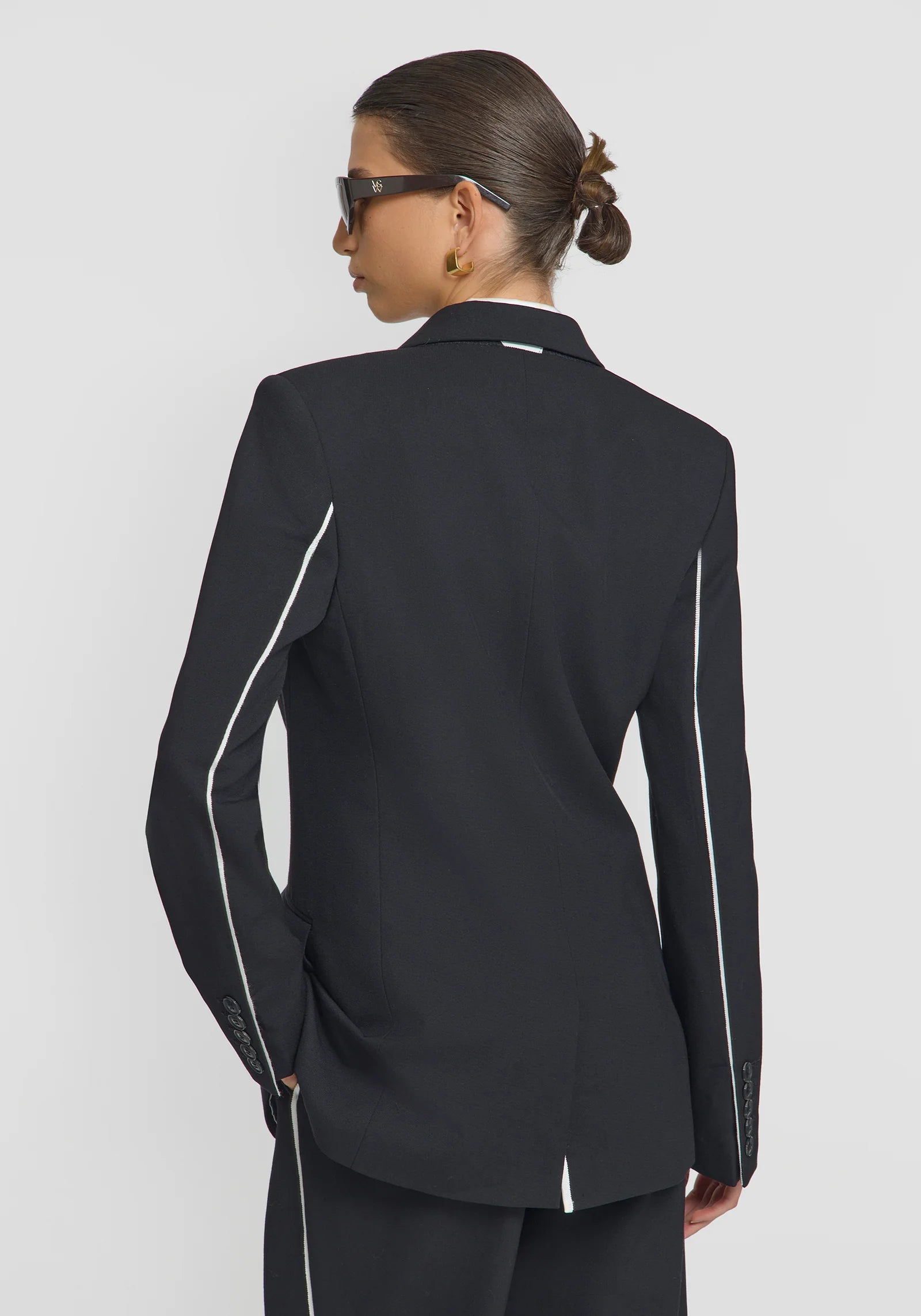 Stylish Billboard Blazer for Women - Trendy Office & Party Wear - Perfect for Business Meetings, Cocktail Events & Night Out