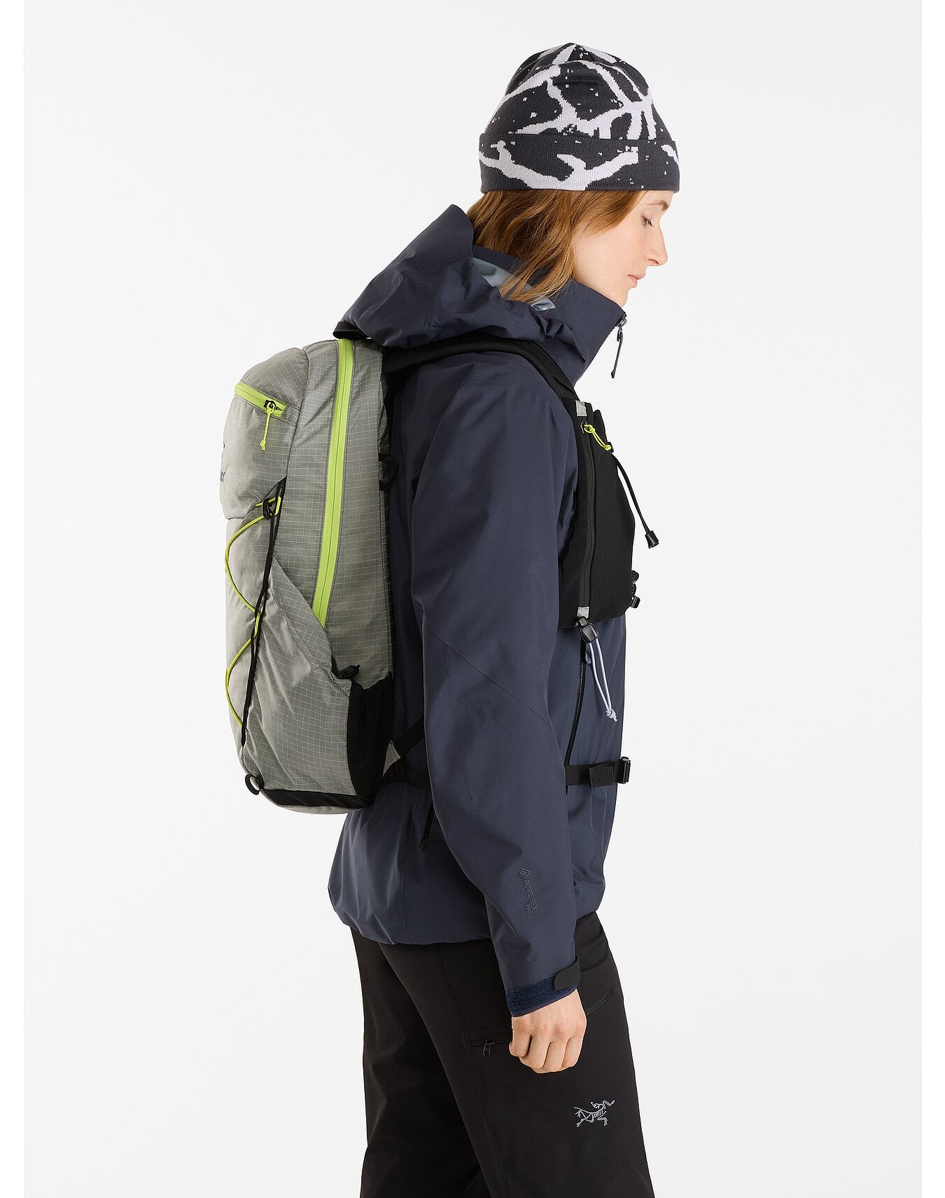 Women's Beta AR Jacket - Lightweight Waterproof Hiking Shell for Outdoor Adventures | Perfect for Trail Running, Camping & Mountain Climbing