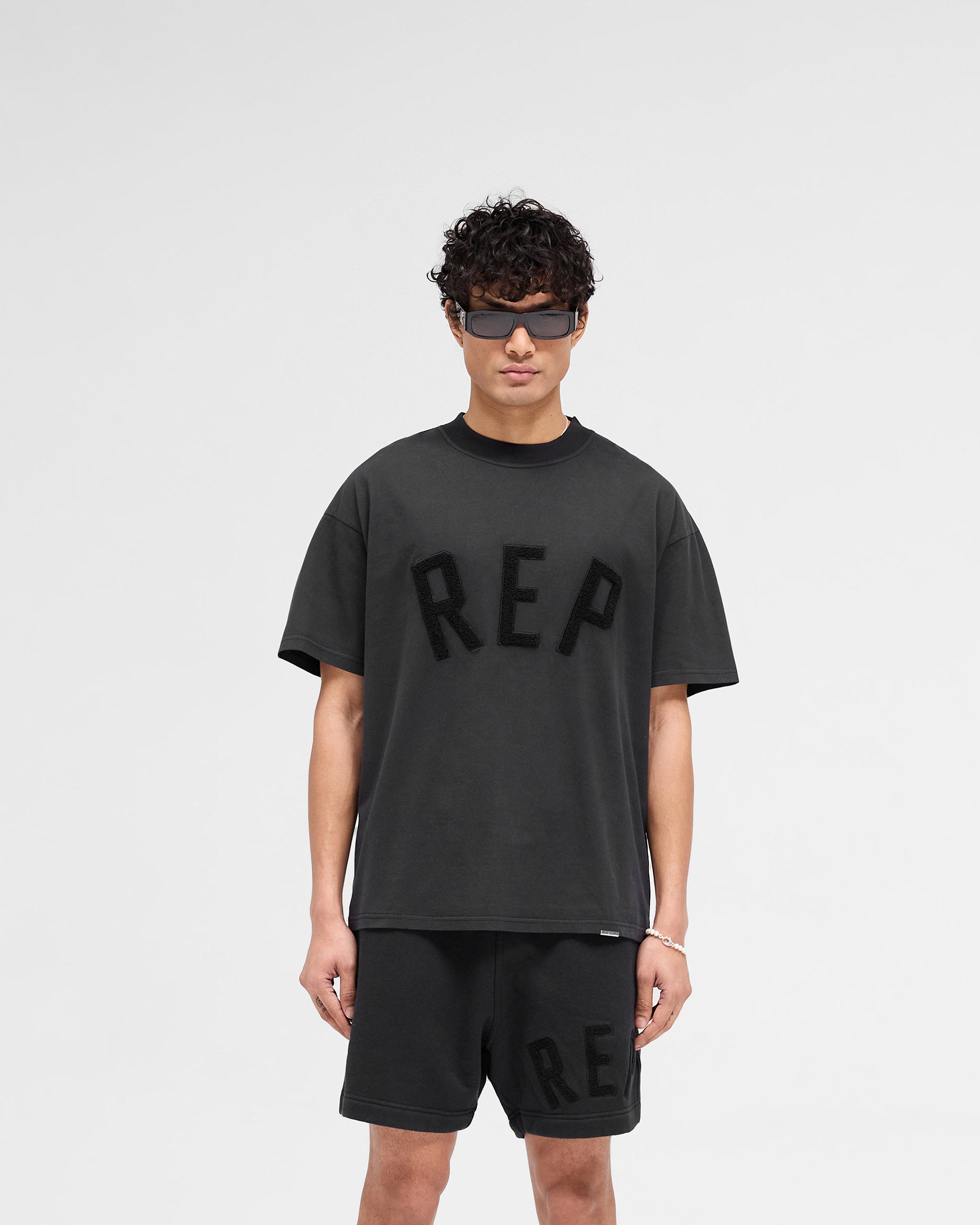 Stylish Rep Applique T-Shirt in Off Black - Perfect for Casual Outfits, Streetwear & Everyday Comfort