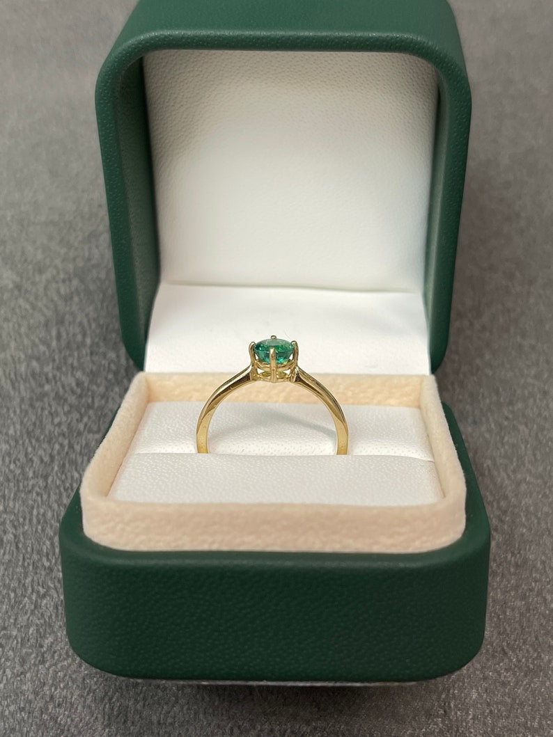 14K Natural Emerald Round Cut Solitaire Gold Ring - 0.30 Carat Vintage Style Engagement Ring for Women, Wedding Band, Anniversary Gift