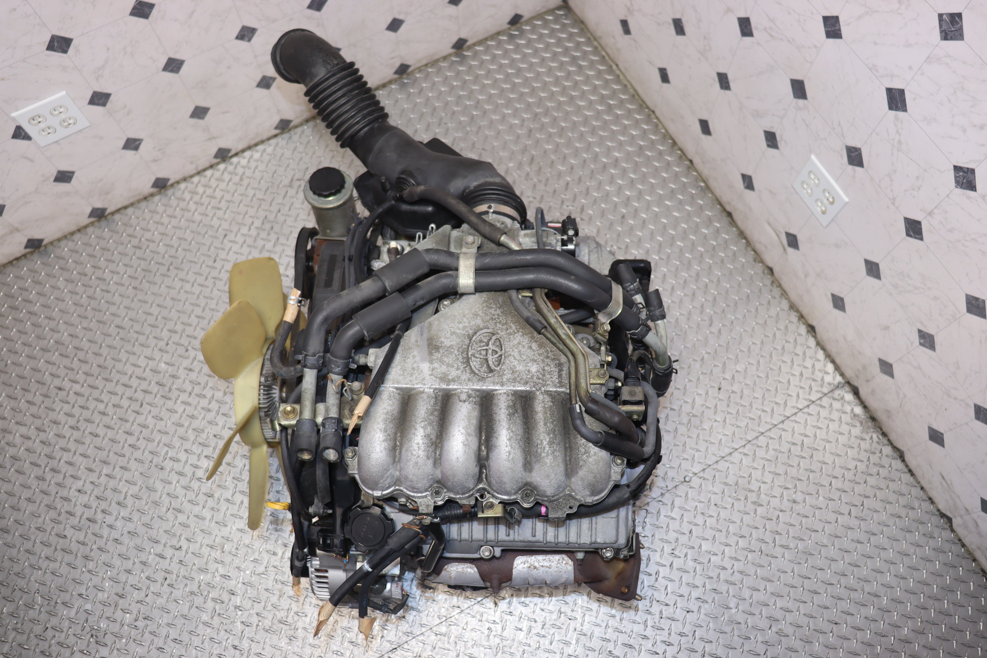 JDM 5VZ-FE 3.4L V6 4CAM Engine for 95-02 Toyota Tacoma, 96-02 4Runner & 95-98 T100 - High Performance Replacement Engine for Off-Roading & Truck Upgrades