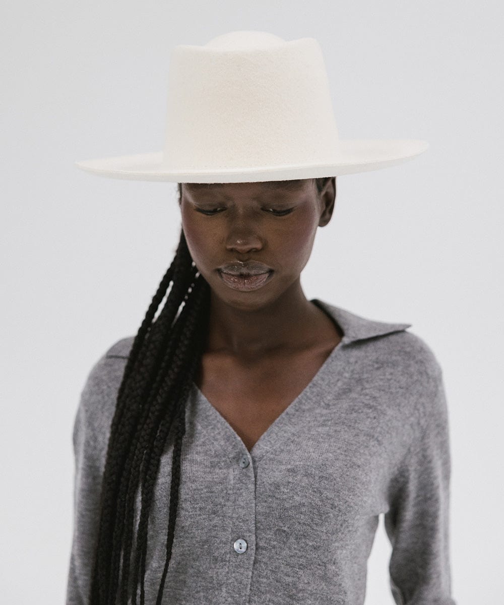 Stylish Upturned Brim Hat - Trendy Summer Sun Hat for Women - Perfect for Beach, Outdoor Activities & Fashion