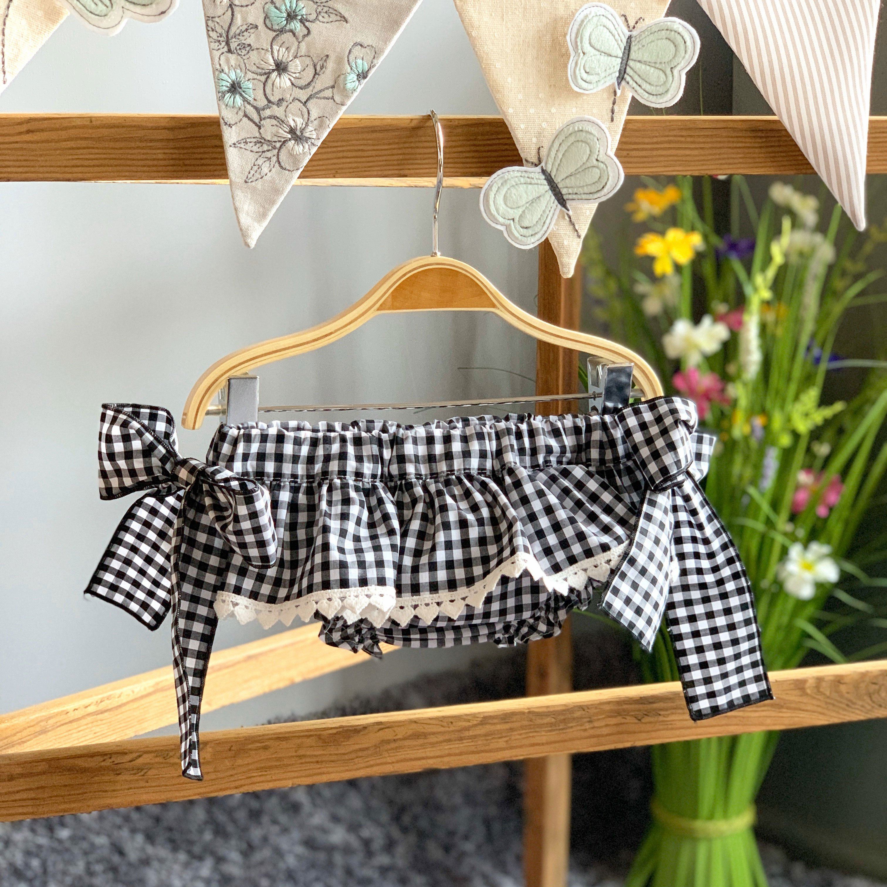 Black Gingham Bow Bloomers - Cute Lace Trim Baby Girls' Underwear | Perfect for Photoshoots, Special Occasions & Nursery Outfits