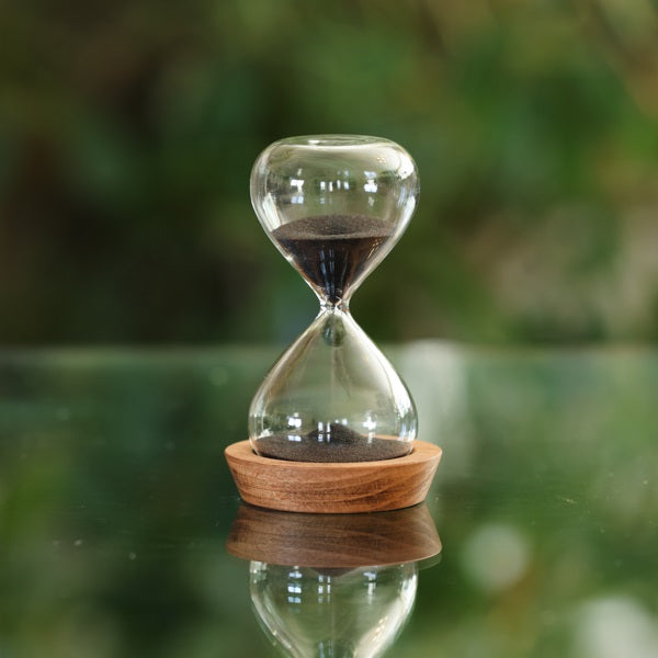 1 Minute Glass Timer with Black or White Sand - Perfect for Kitchen, Classroom, and Meditation - Hourglass Sand Timer for Cooking, Games, and Focus