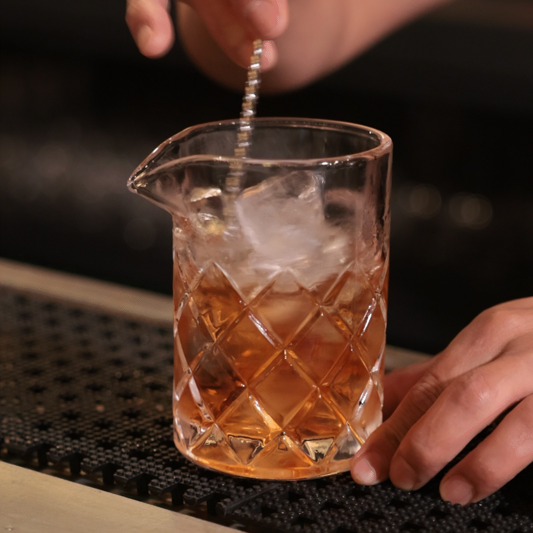 YARAI® 500ml (17oz) Mixing Glass - Premium Cocktail Mixing Glass for Bartenders, Home Bars & Professional Use - Perfect for Stirring, Chilling & Crafting Cocktails
