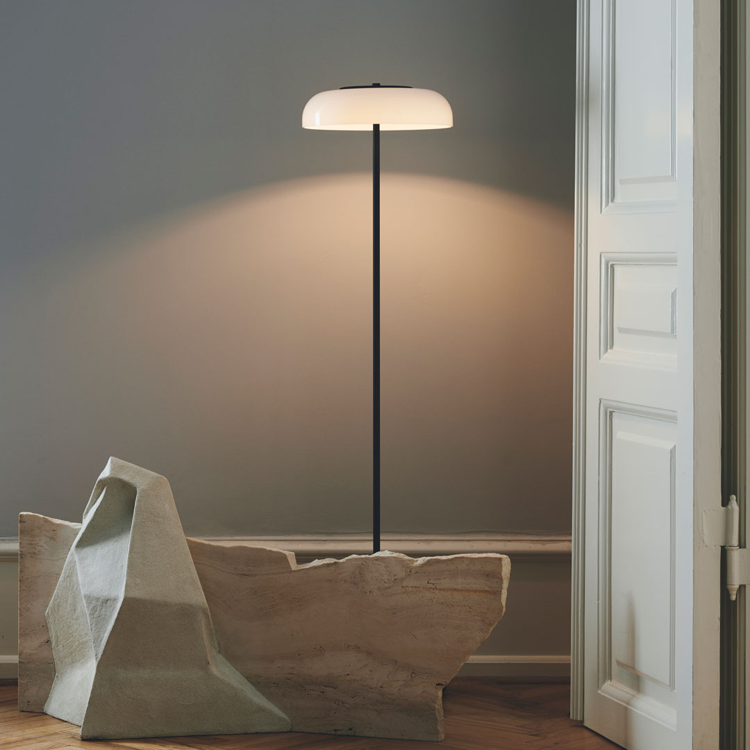 Blossi Modern LED Floor Lamp with Remote Control - Adjustable Brightness & Color Temperature for Living Room, Bedroom, or Office Lighting