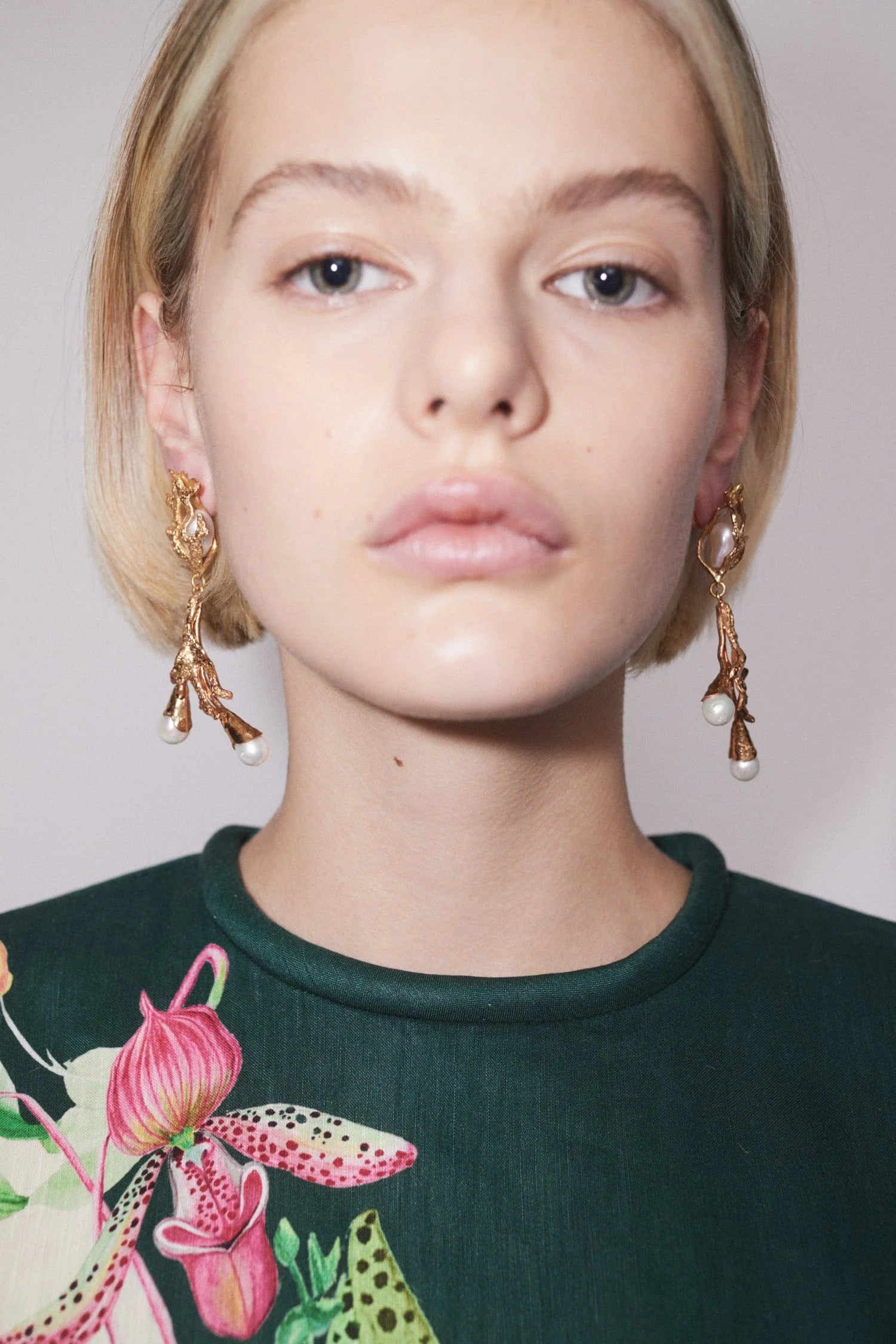 Exquisite Coral Pearl Earrings for Women - Elegant Dangle Statement Jewelry for Parties, Weddings & Special Occasions