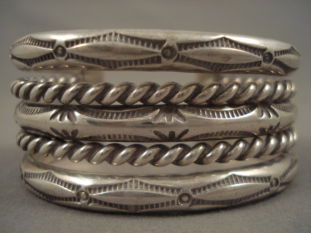 101 Grams Heavy Vintage Navajo Sterling Silver Native American Bracelet - Thick & Wide Handmade Jewelry for Women, Boho Fashion & Gift Giving