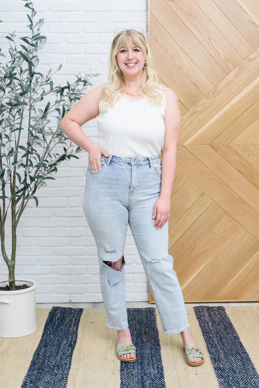 Good Karma Light Wash Distressed Jeans for Women - Vintage Ripped Denim Pants, High Waist Skinny Jeans - Perfect for Casual Outfits, Streetwear & Everyday Wear