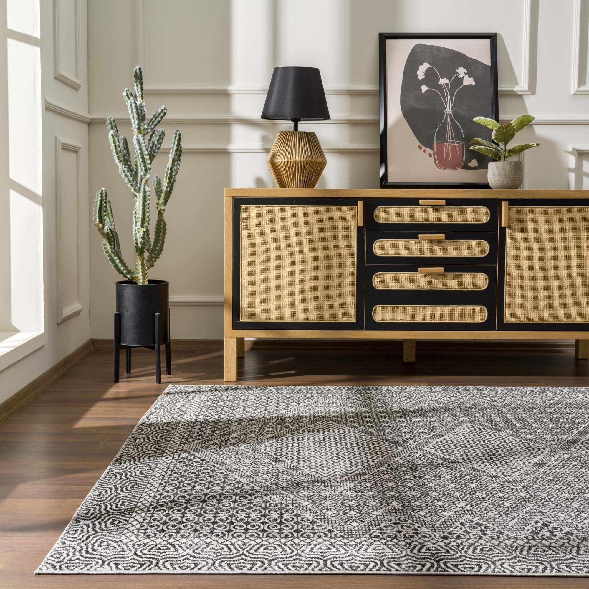 Hauteloom Coledale Washable Area Rug for Living Room & Bedroom - Machine Washable Round Rug in Black & Gray - 6'7