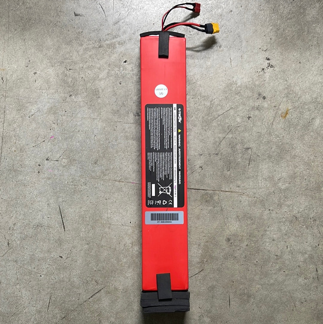 48V 9.6Ah Lithium Battery for Electric Bikes & Scooters - Long Lasting Power for Commuting & Outdoor Adventures