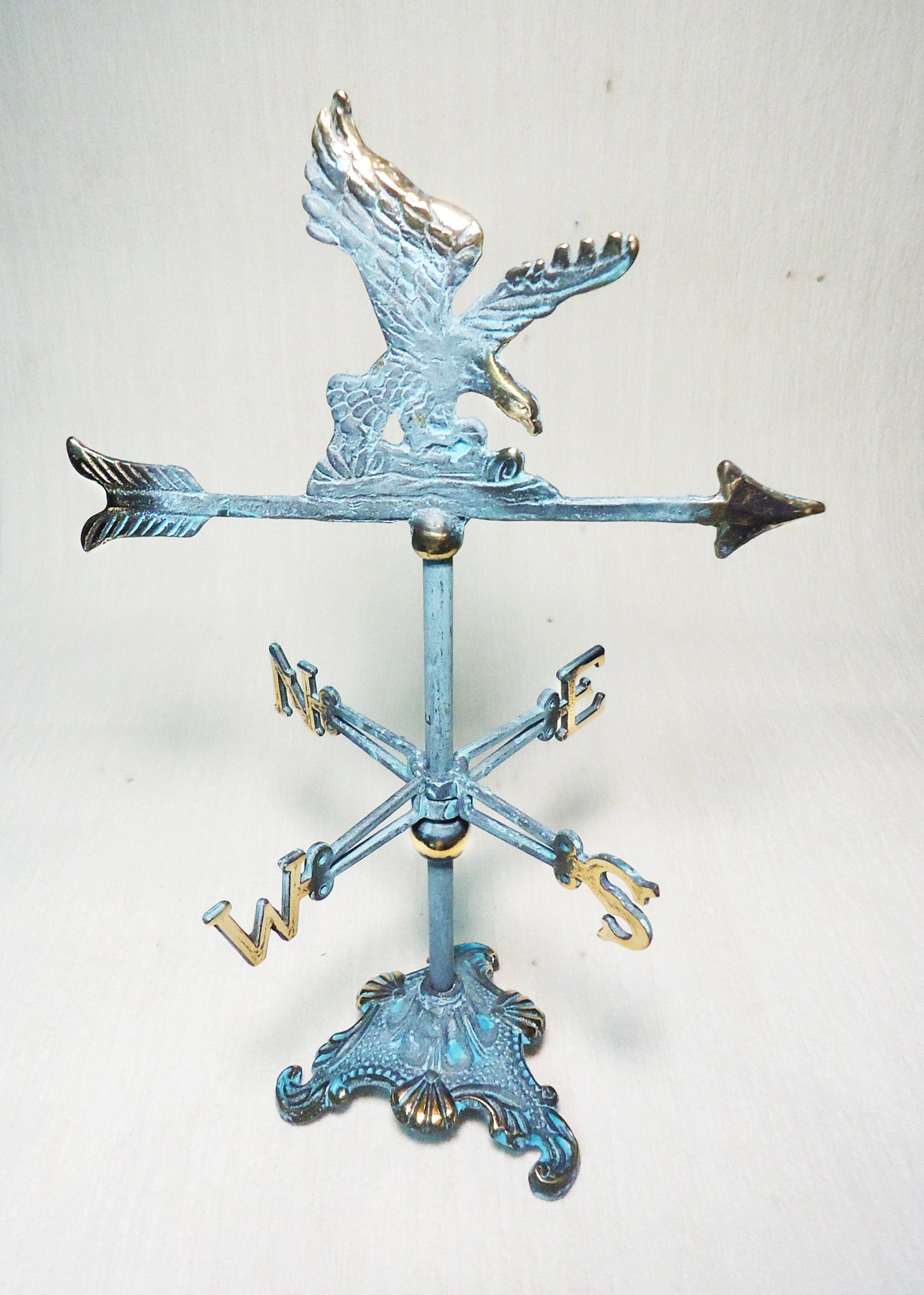 Brass Eagle Mini Weather Vane for Desk - 12.5 Inch Decorative Desktop Weathervane for Home Office Decor | Perfect for Garden Enthusiasts, Weather Lovers & Unique Gift Ideas