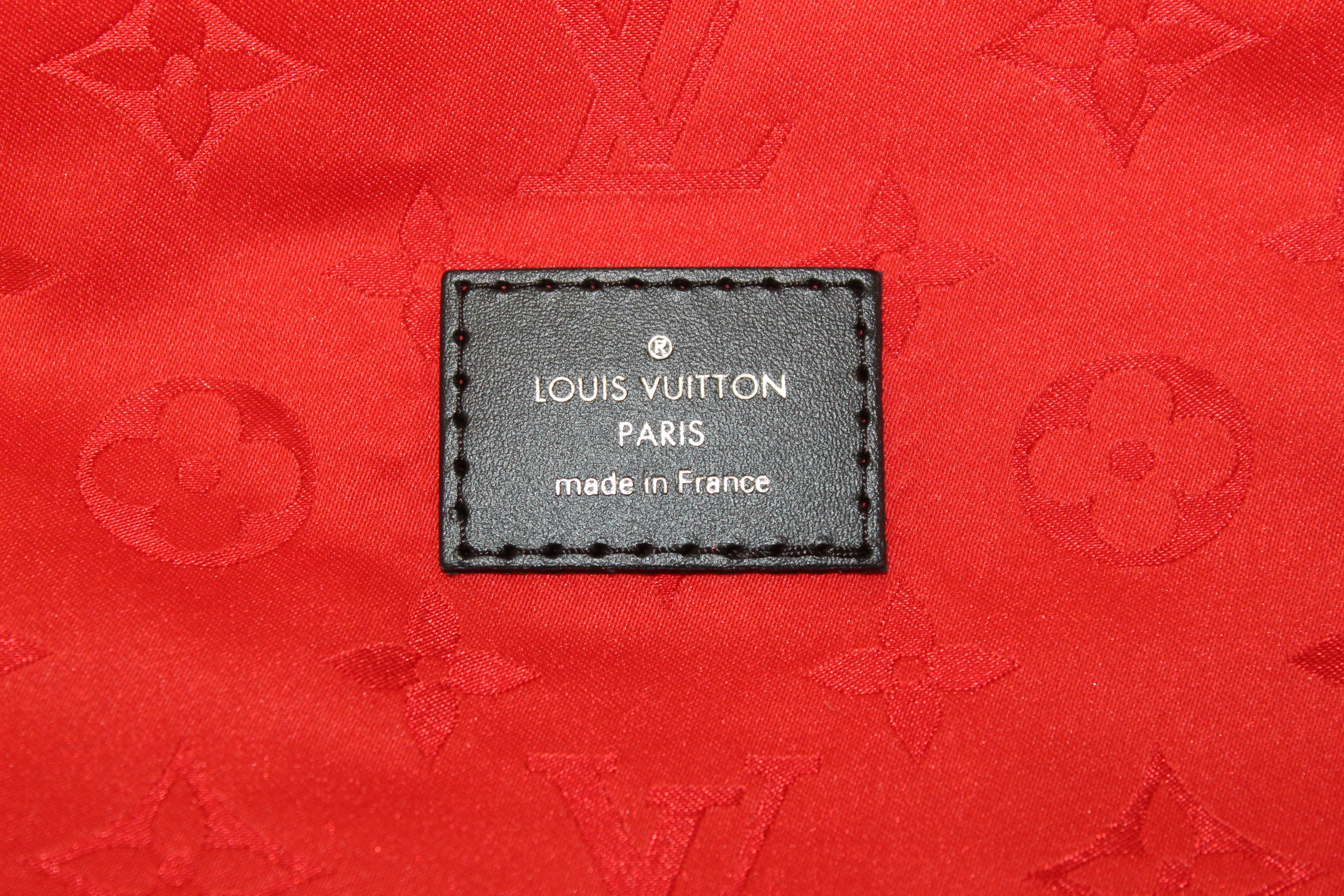 Authentic Louis Vuitton Limited Edition Nicolas Ghesquiere Monogram Lace Black Patent Leather Bucket Bag - Luxury Designer Shoulder Bag for Women, Perfect for Parties, Weddings & Special Occasions