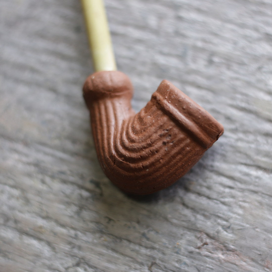 Premium Redware Ribbed Pipe - Durable & Stylish Smoking Accessory for Tobacco & Herbs | Perfect for Relaxation & Social Gatherings