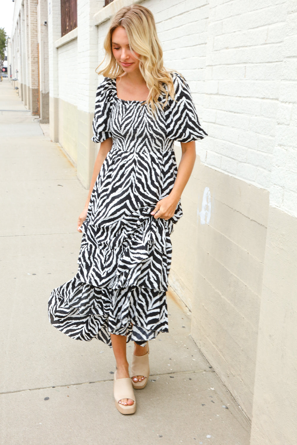Black and White Abstract Print Smocked Neck Maxi Dress for Women - Elegant Boho Chic Long Dress for Summer, Beach, Party & Special Occasions