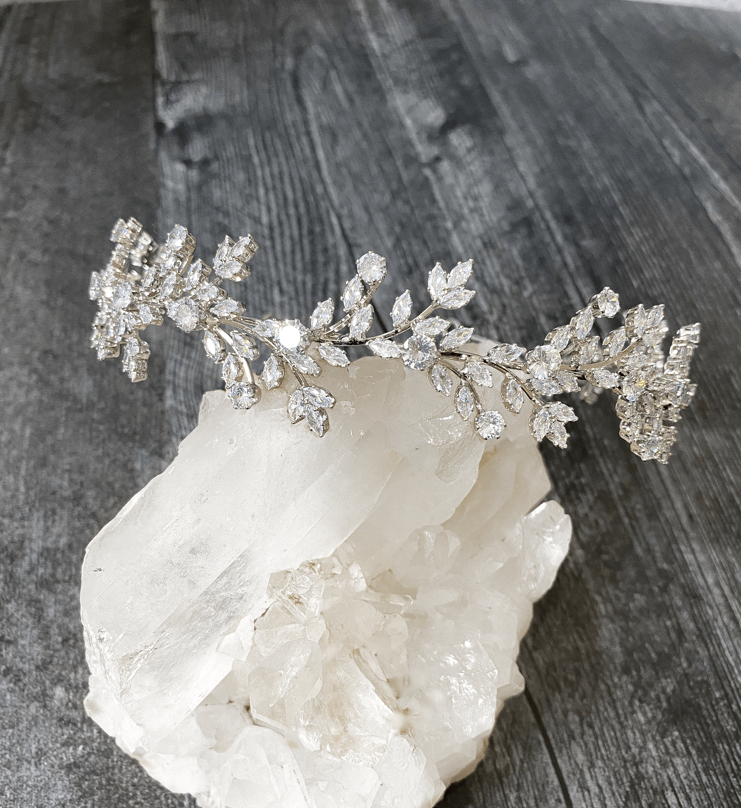 FABRICE Simulated Diamond Headband - Elegant Rhinestone Hair Accessory for Women | Perfect for Weddings, Parties & Special Occasions
