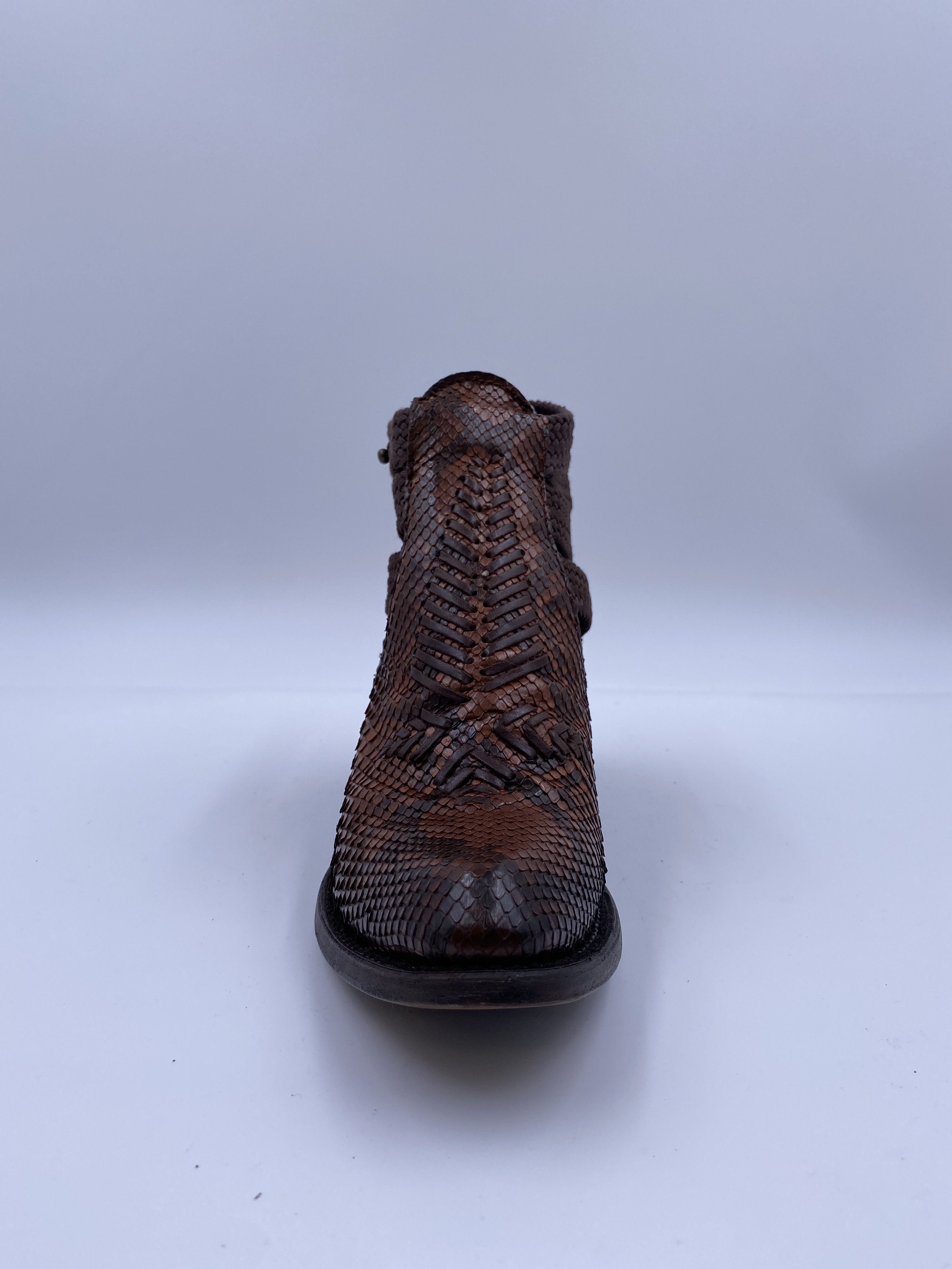 2Q40PH BOOTS CUADRA PEANUT - Stylish Western Cowboy Boots for Men & Women | Perfect for Rodeo, Country Dancing & Outdoor Adventures